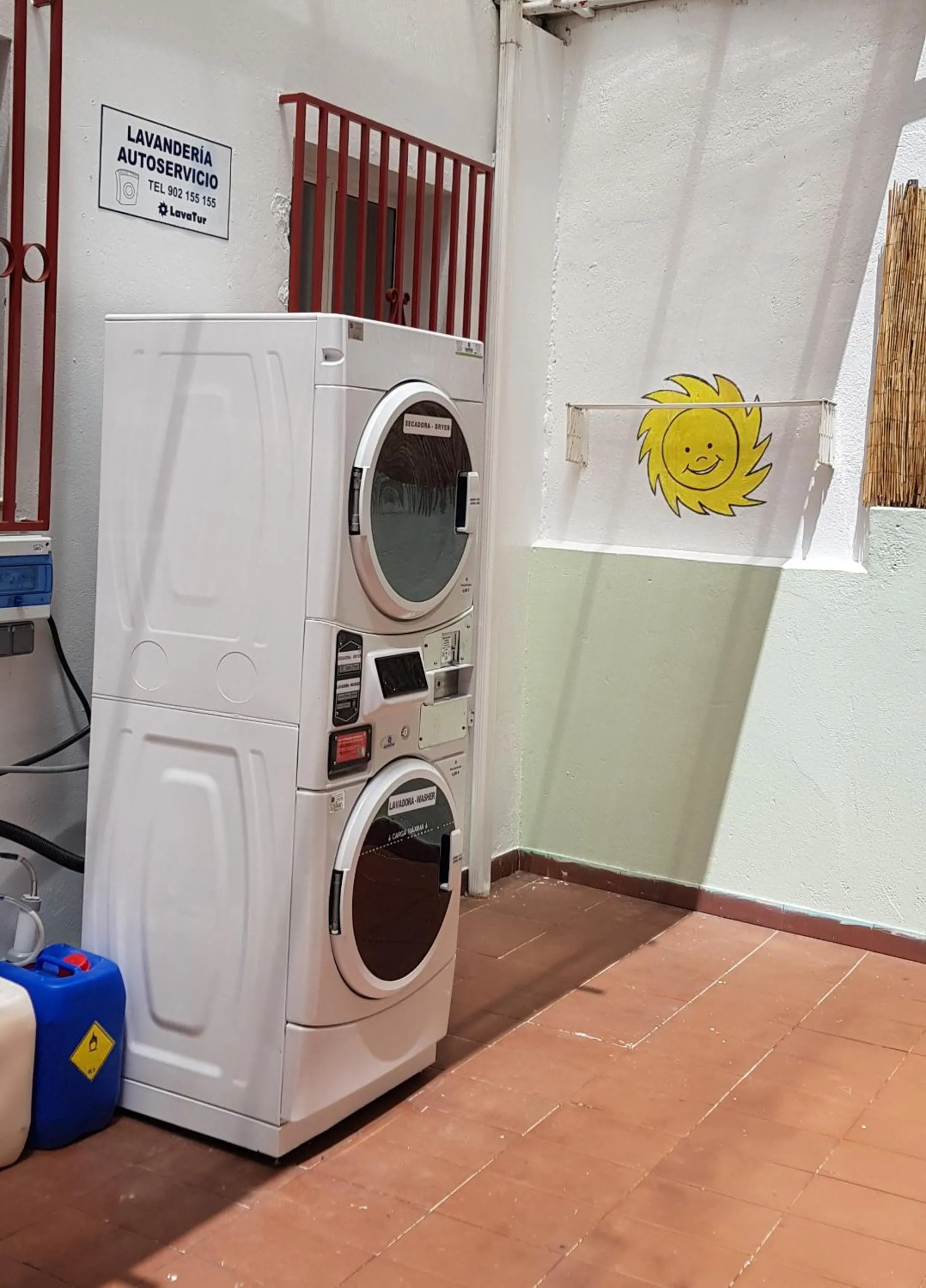 washing machine in Albergue Santos