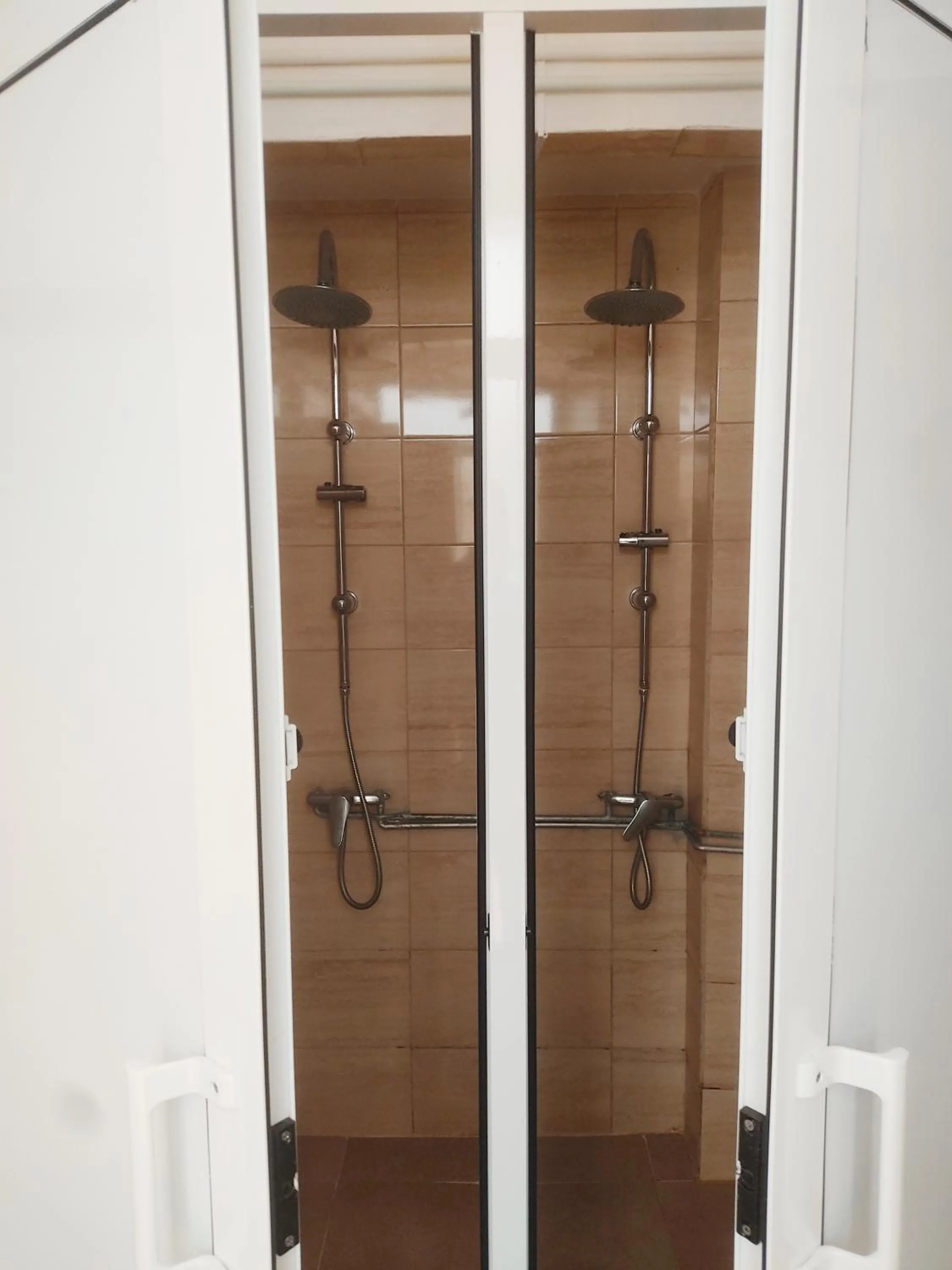 Bathroom in Albergue Santos