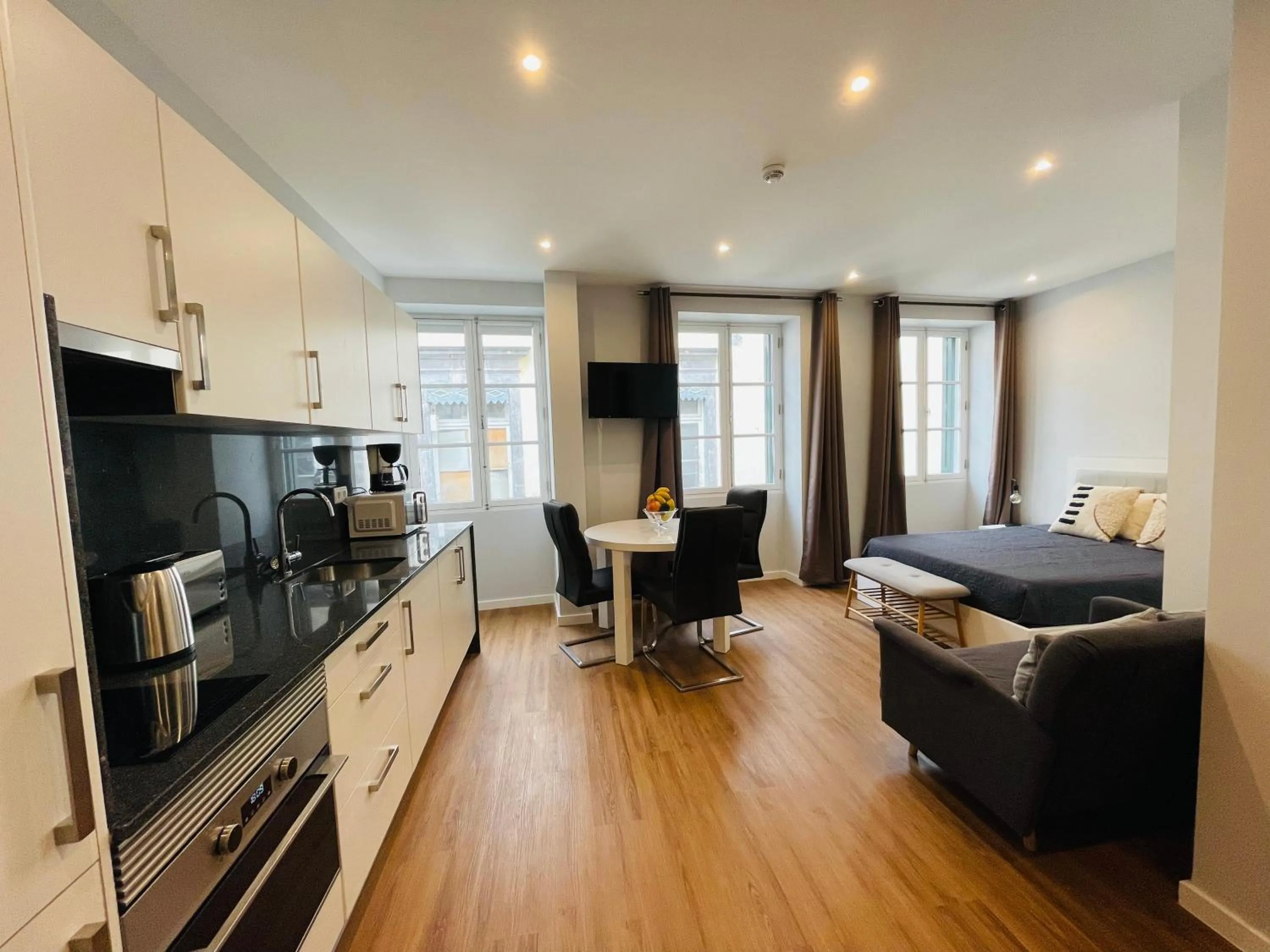 Living Funchal Apartments