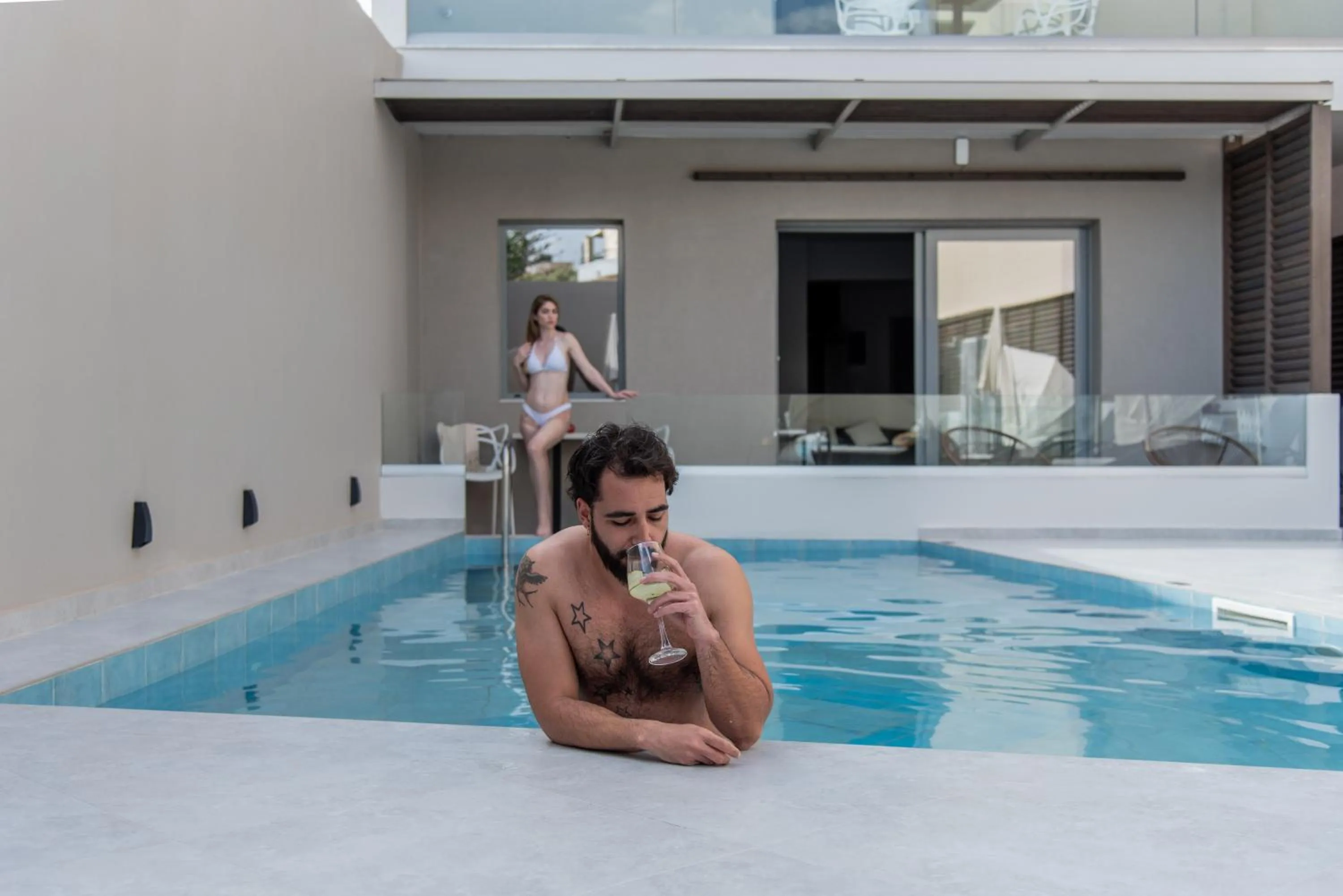 Swimming pool in xSuites Hotel