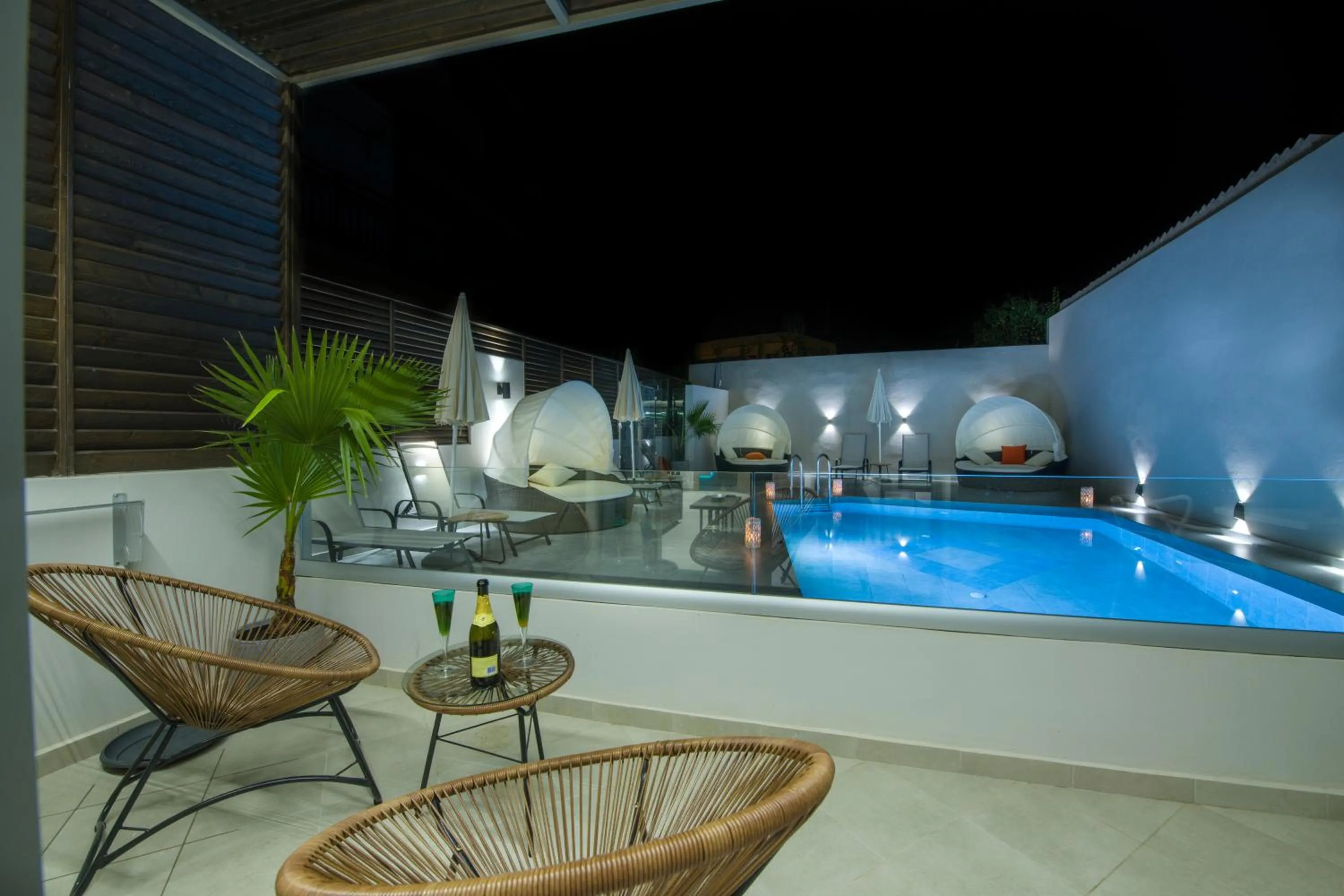 Night in xSuites Hotel