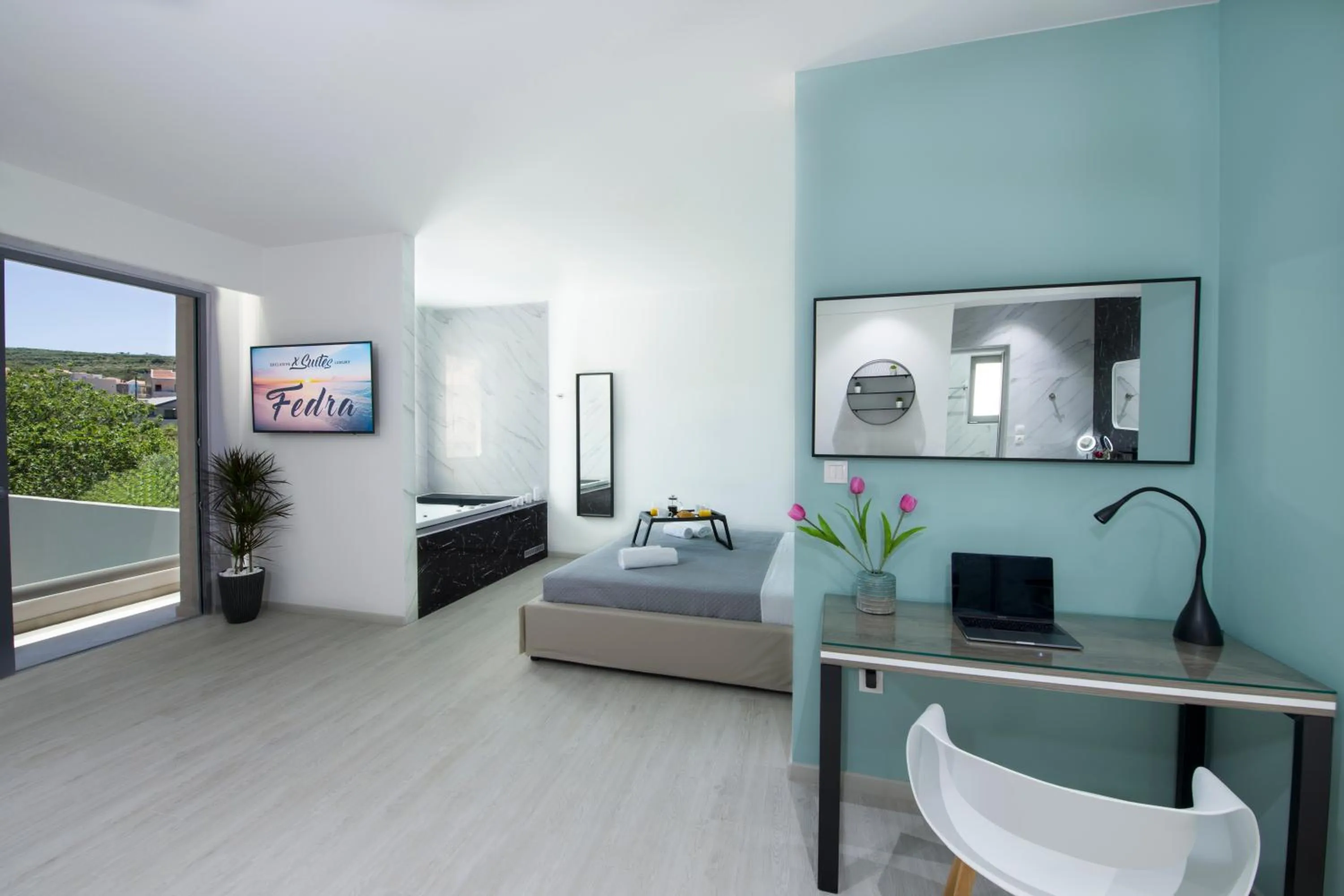 Photo of the whole room, Bed in xSuites Hotel