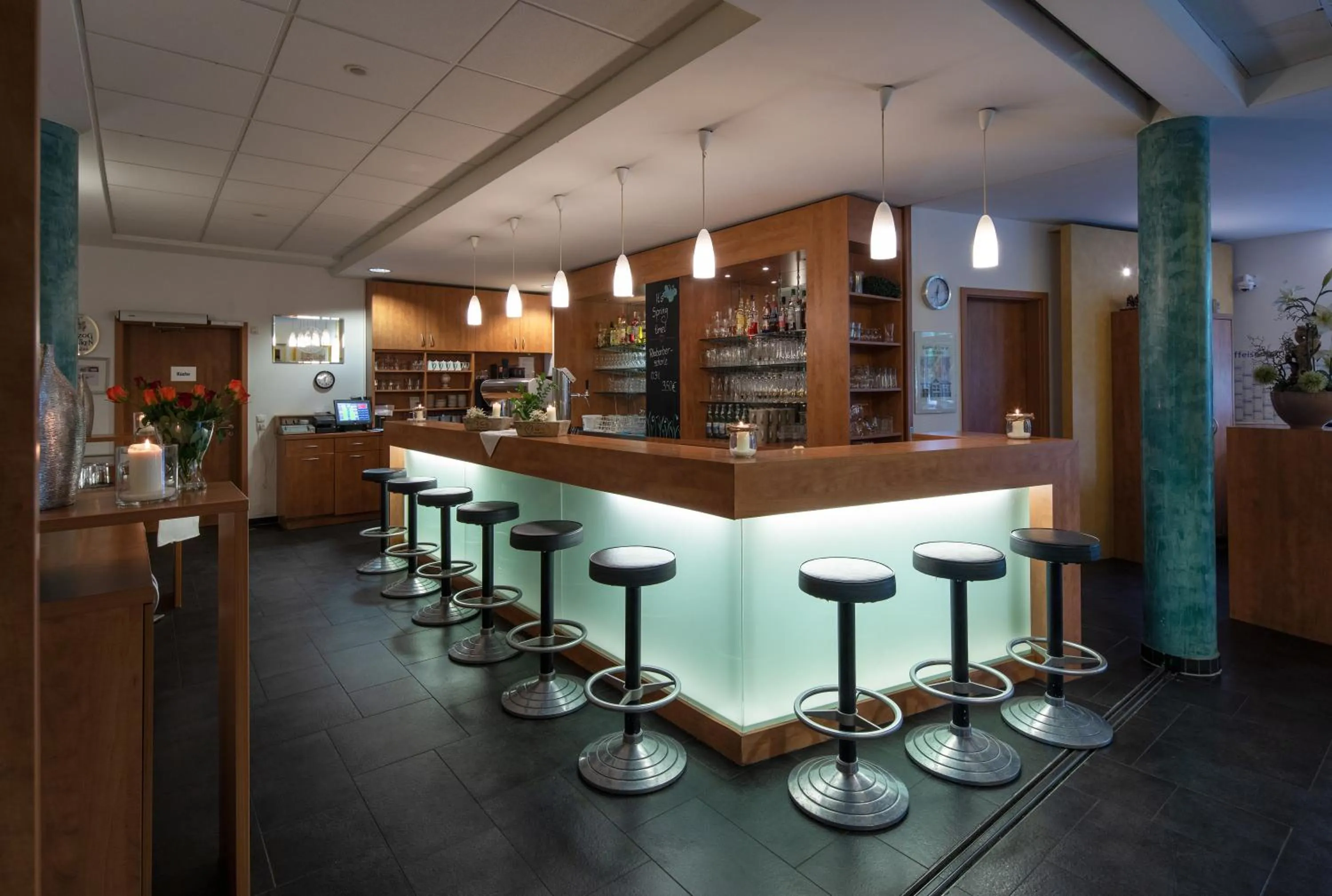 Lobby or reception in Hotel Mainpromenade ***S