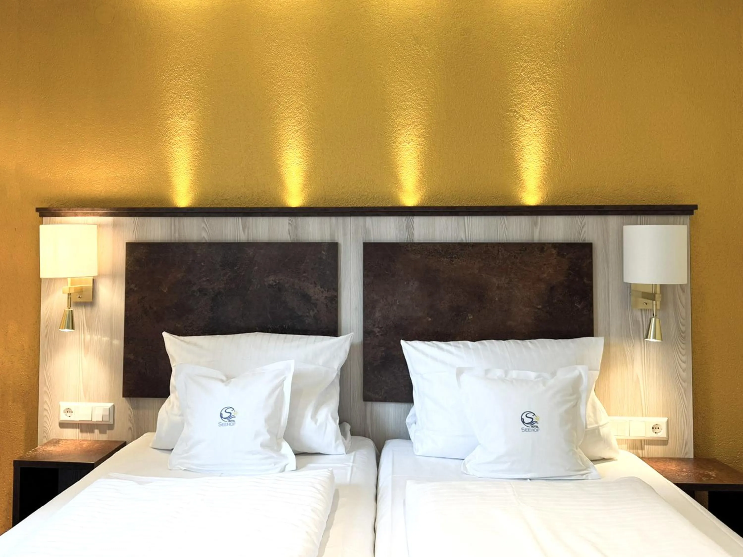 Bed in Hotel & Gästehaus Seehof