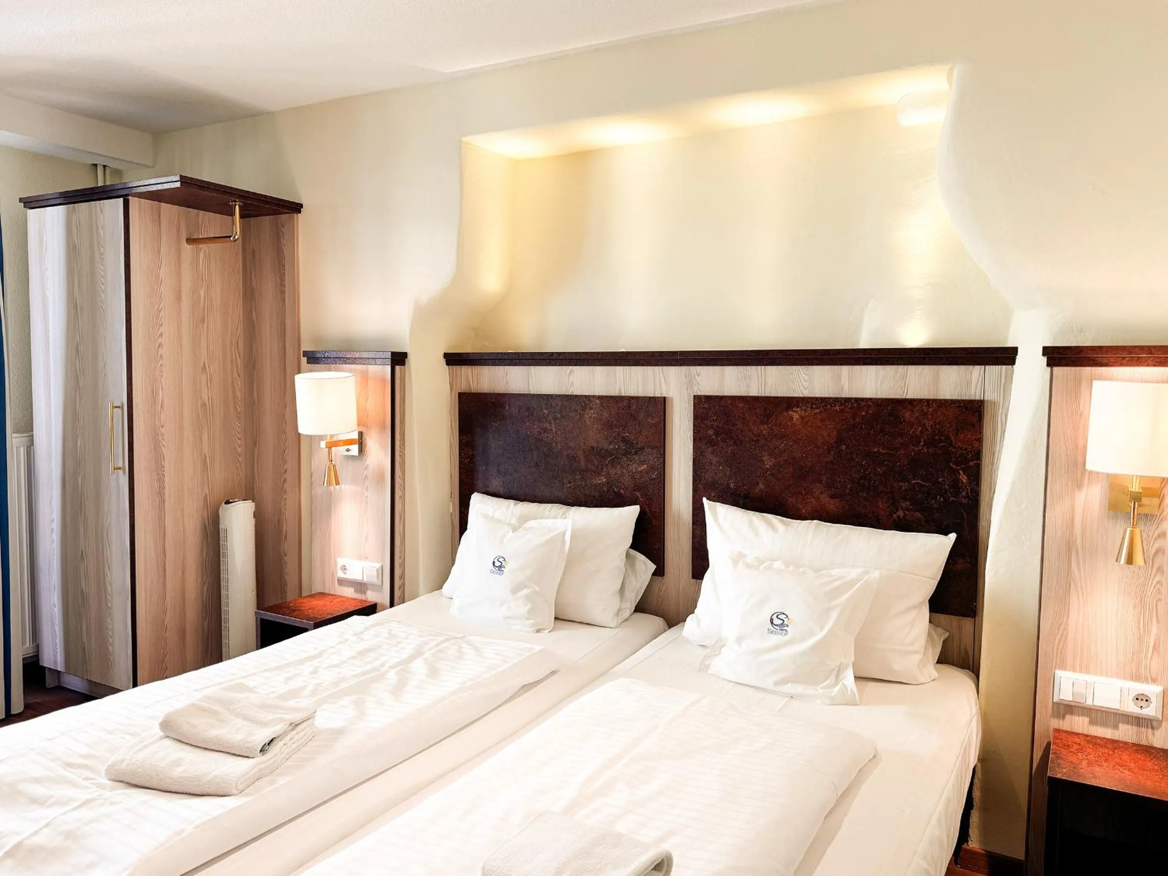 Bed in Hotel & Gästehaus Seehof