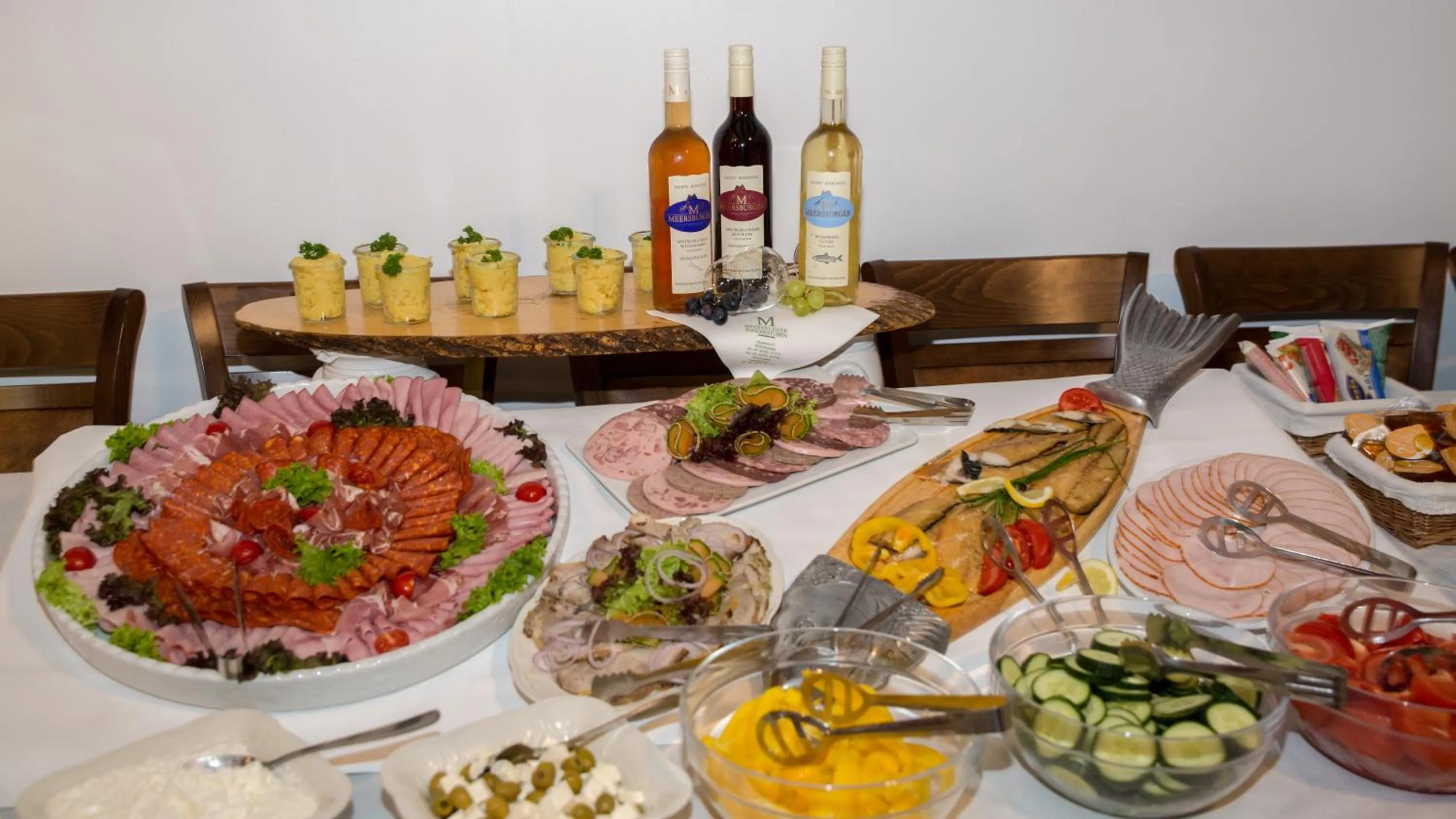 Restaurant/places to eat in Hotel & Gästehaus Seehof