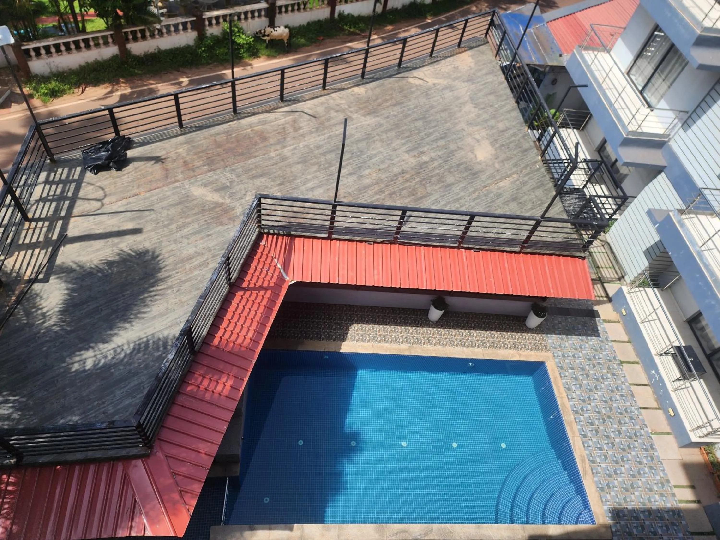 Restaurant/places to eat in JW HERITAGE