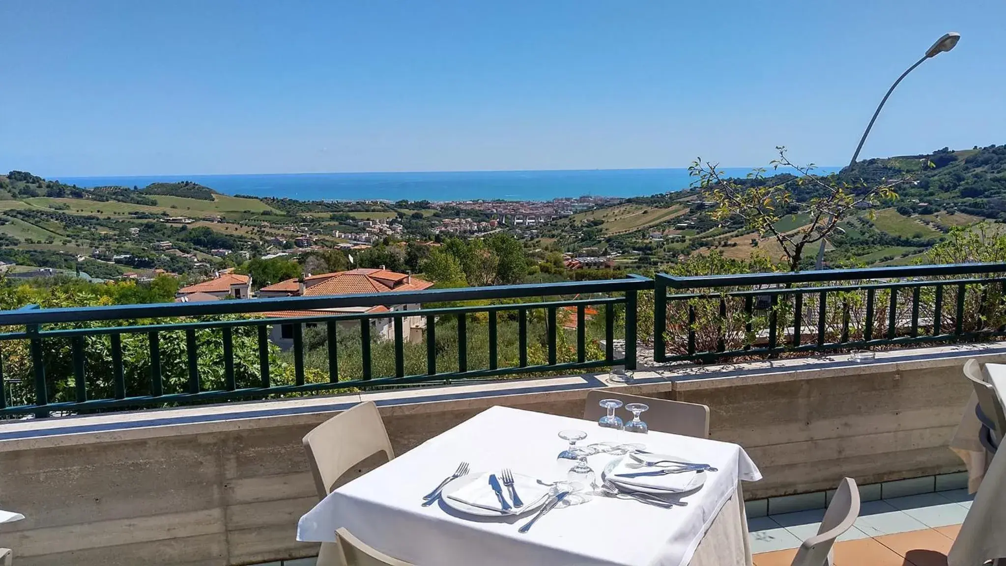 Hotel Ristorante Il Grillo Hotel Ristorante Il Grillo