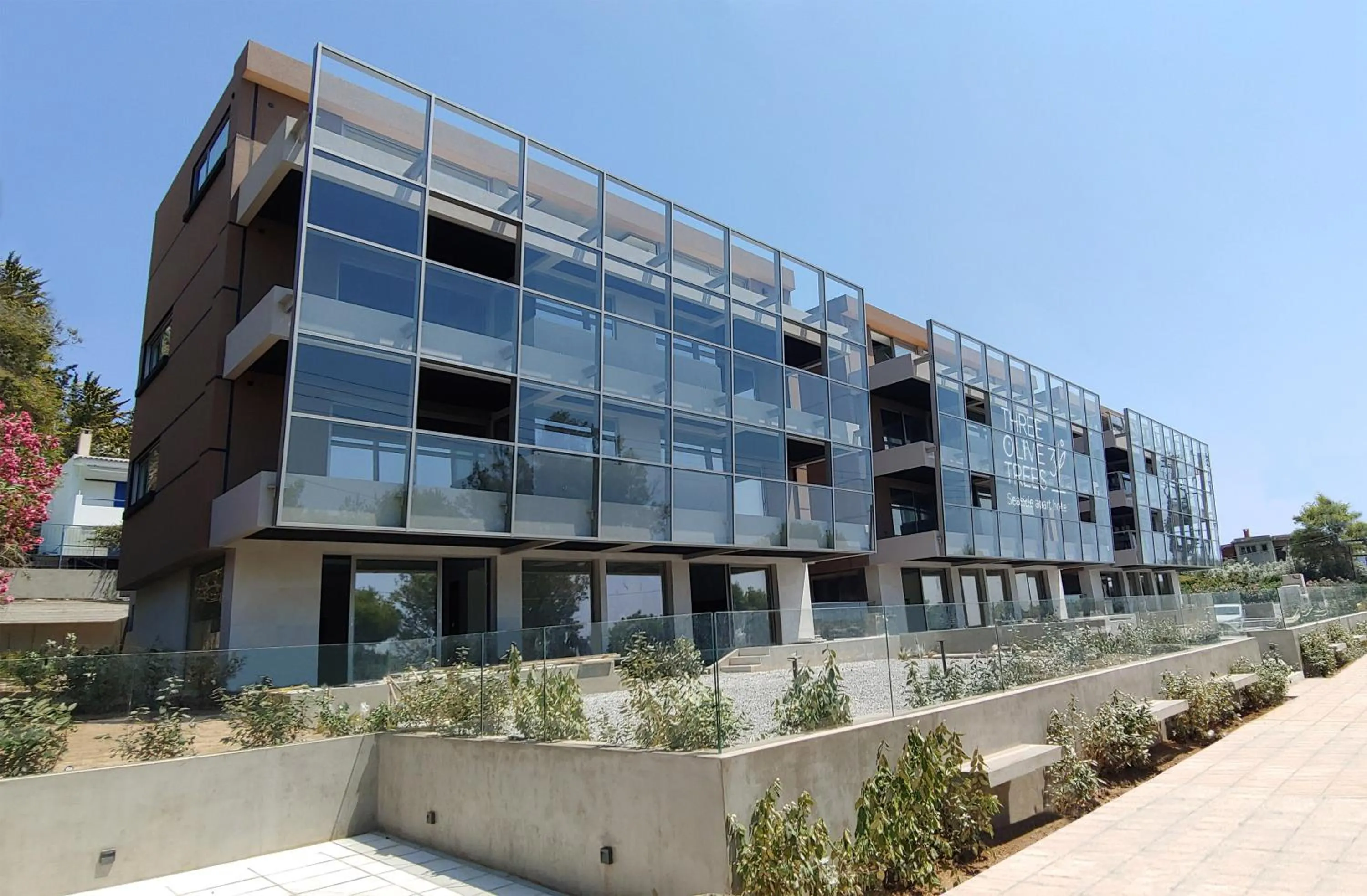 Property building in 3 Olive Trees