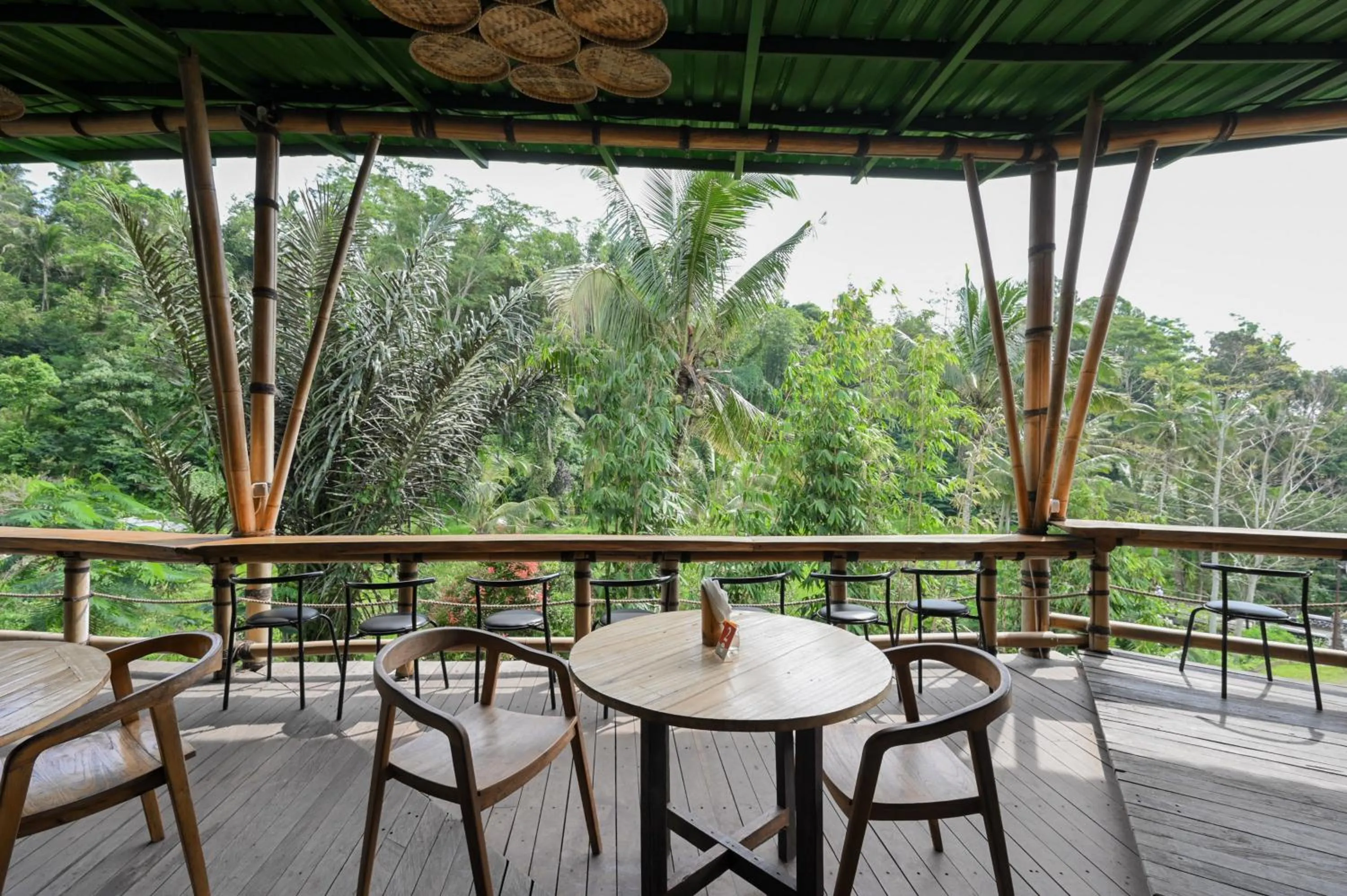 Seating area in Keuma Villa & Resto Jatiluwih by The Lavana