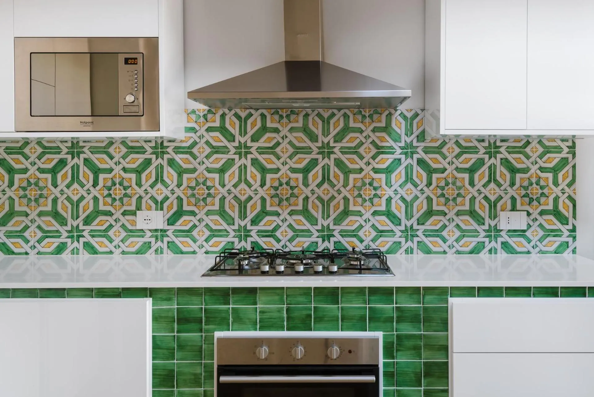 Kitchen or kitchenette in The Silver Lava - design apartment and spa