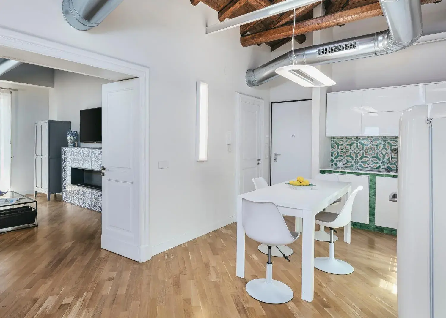 Photo of the whole room in The Silver Lava - design apartment and spa Photo of the whole room in The Silver Lava - design apartment and spa