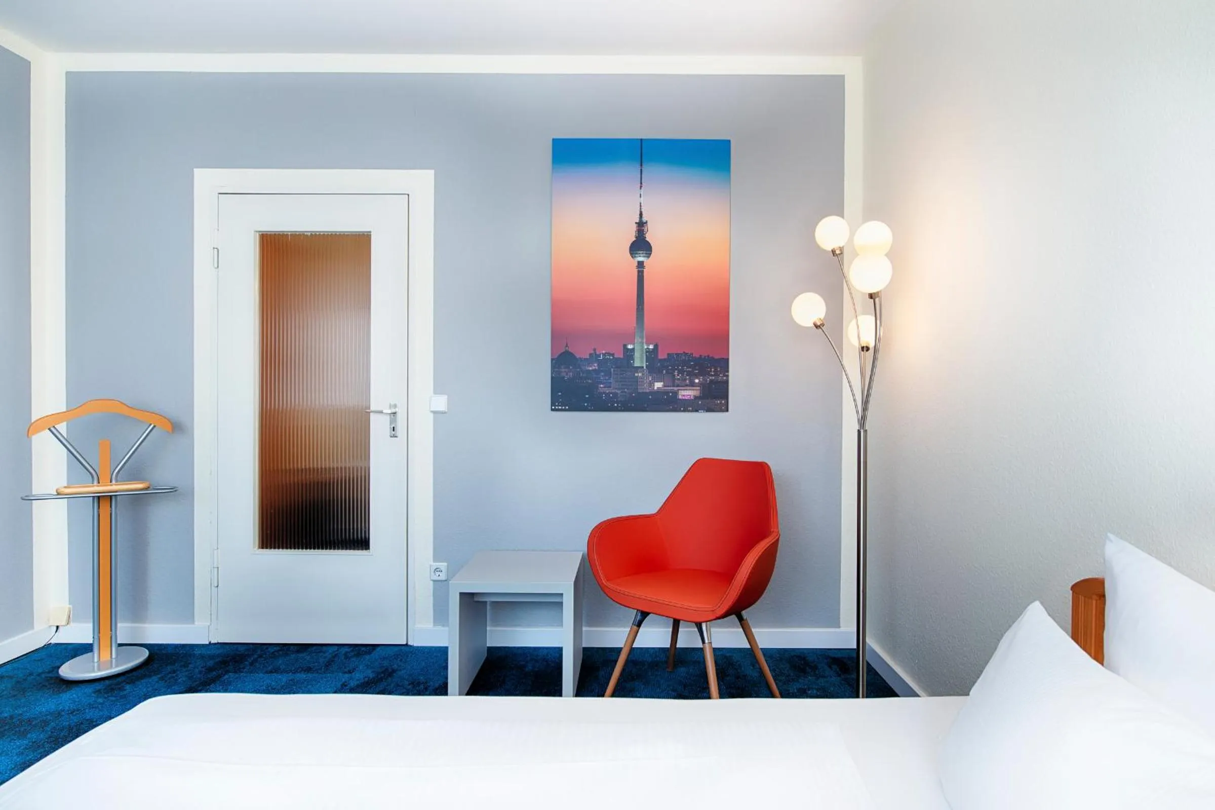 Street view, Bed in Hotel Carolinenhof