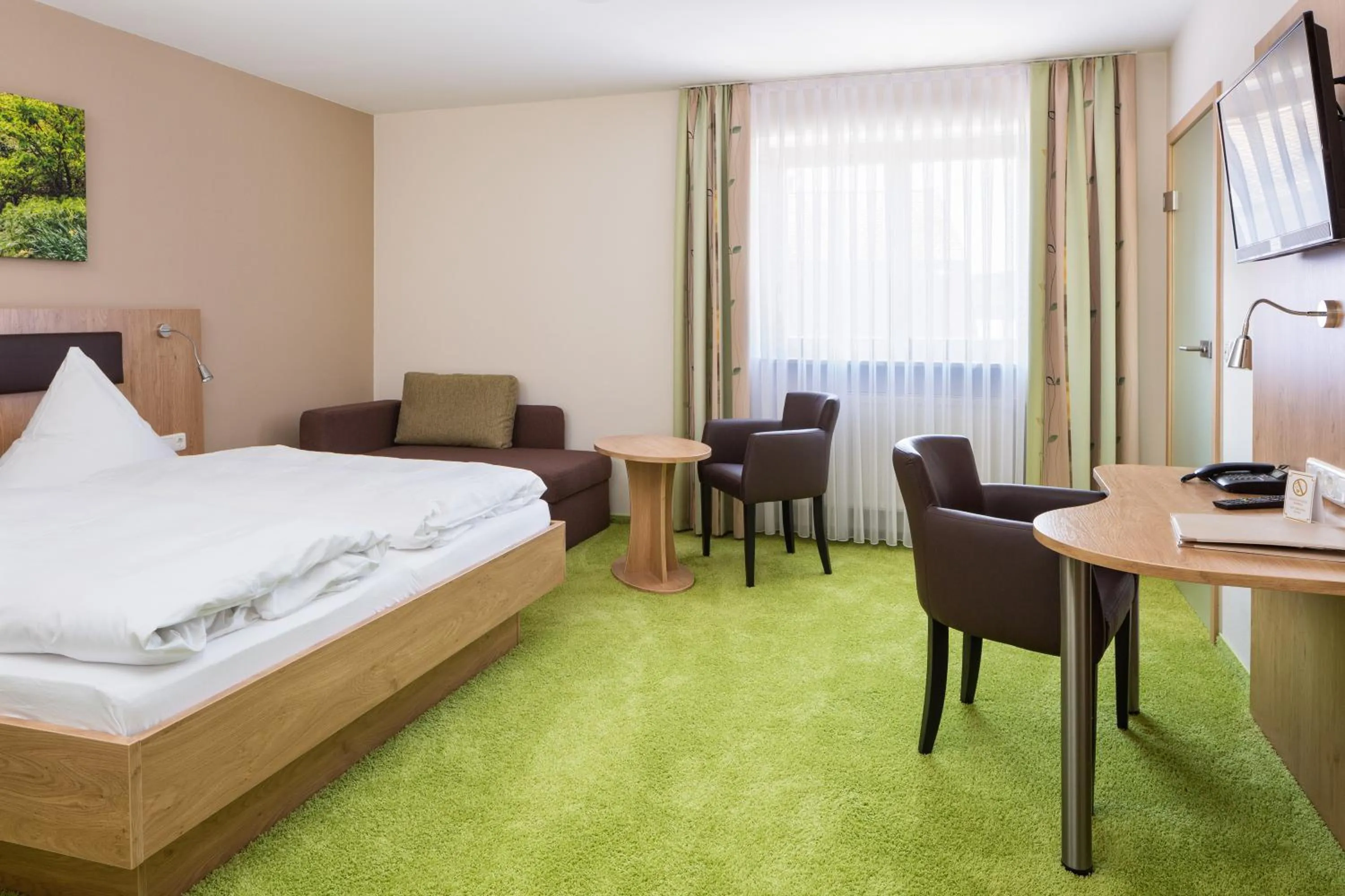 Photo of the whole room, Bed in Hotel Sixt