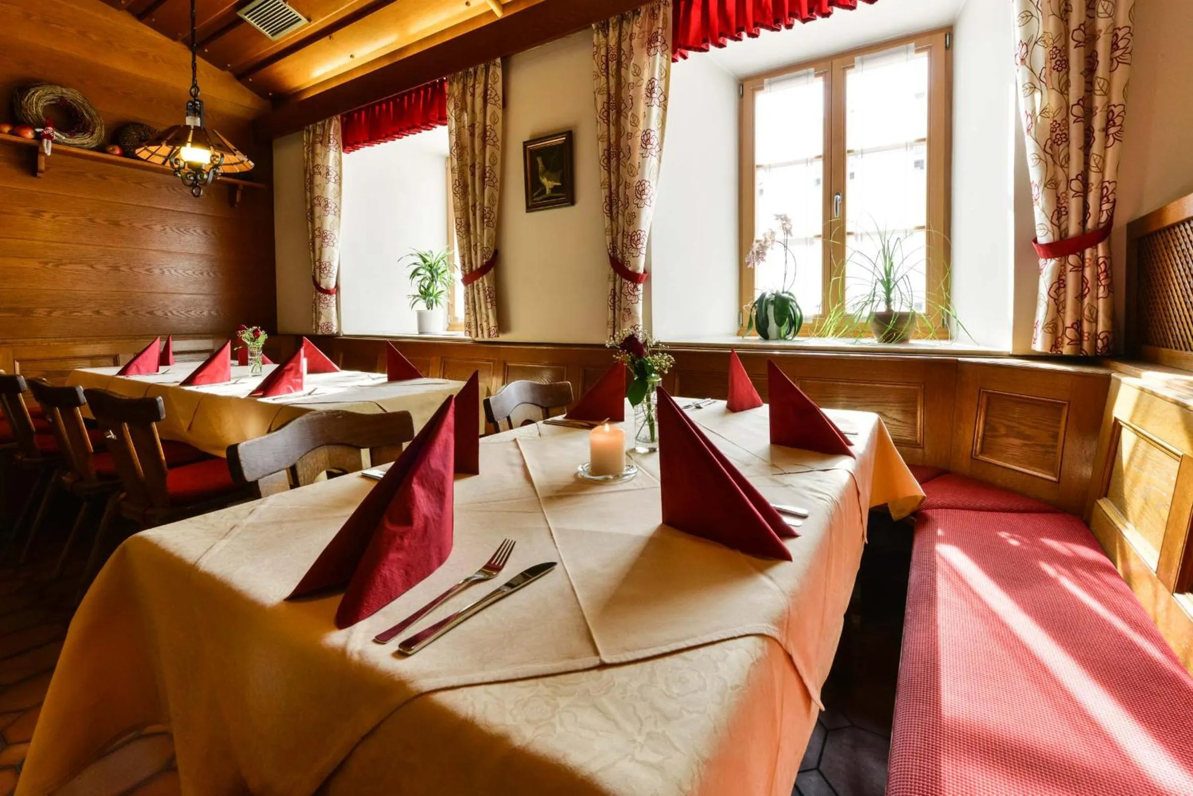 Restaurant/places to eat in Hotel Sixt