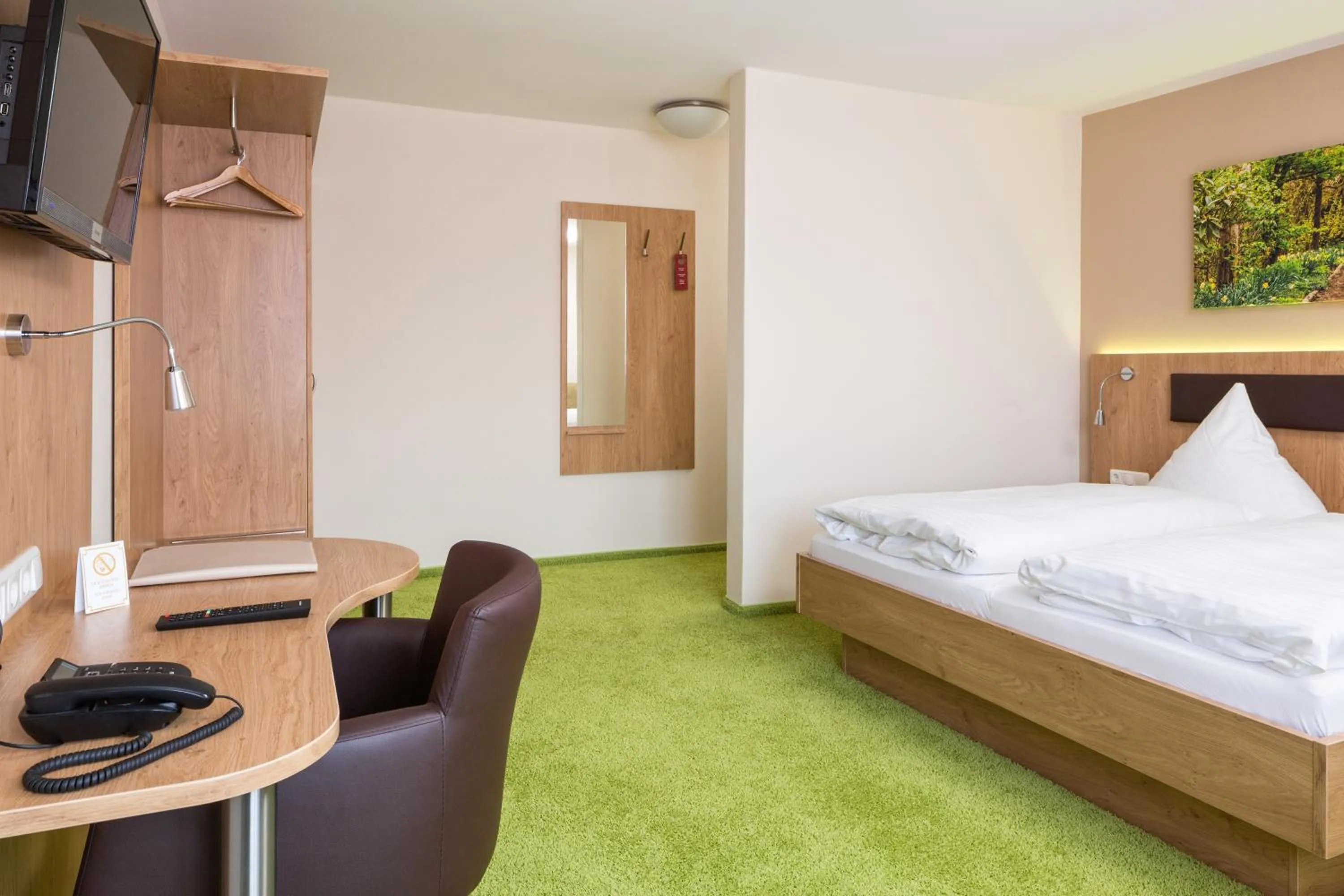 Photo of the whole room, Bed in Hotel Sixt