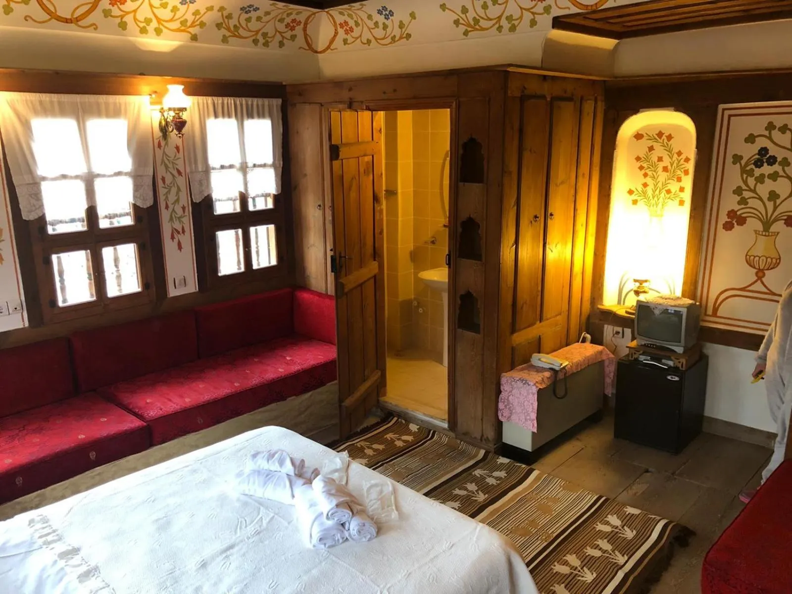 Massage, Bed in Paphlagonia Yoruk Muratoglu Konak