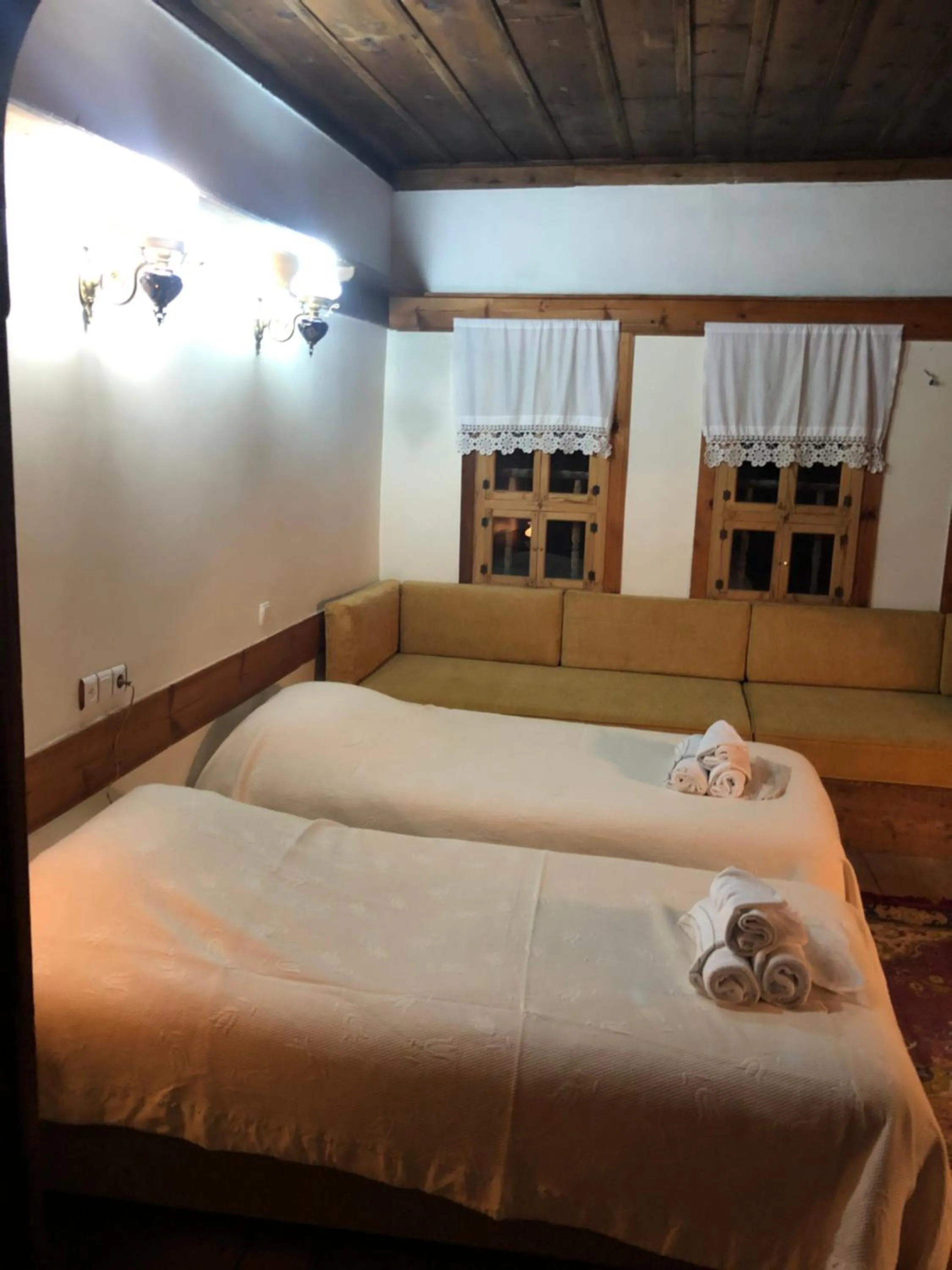 Massage, Bed in Paphlagonia Yoruk Muratoglu Konak