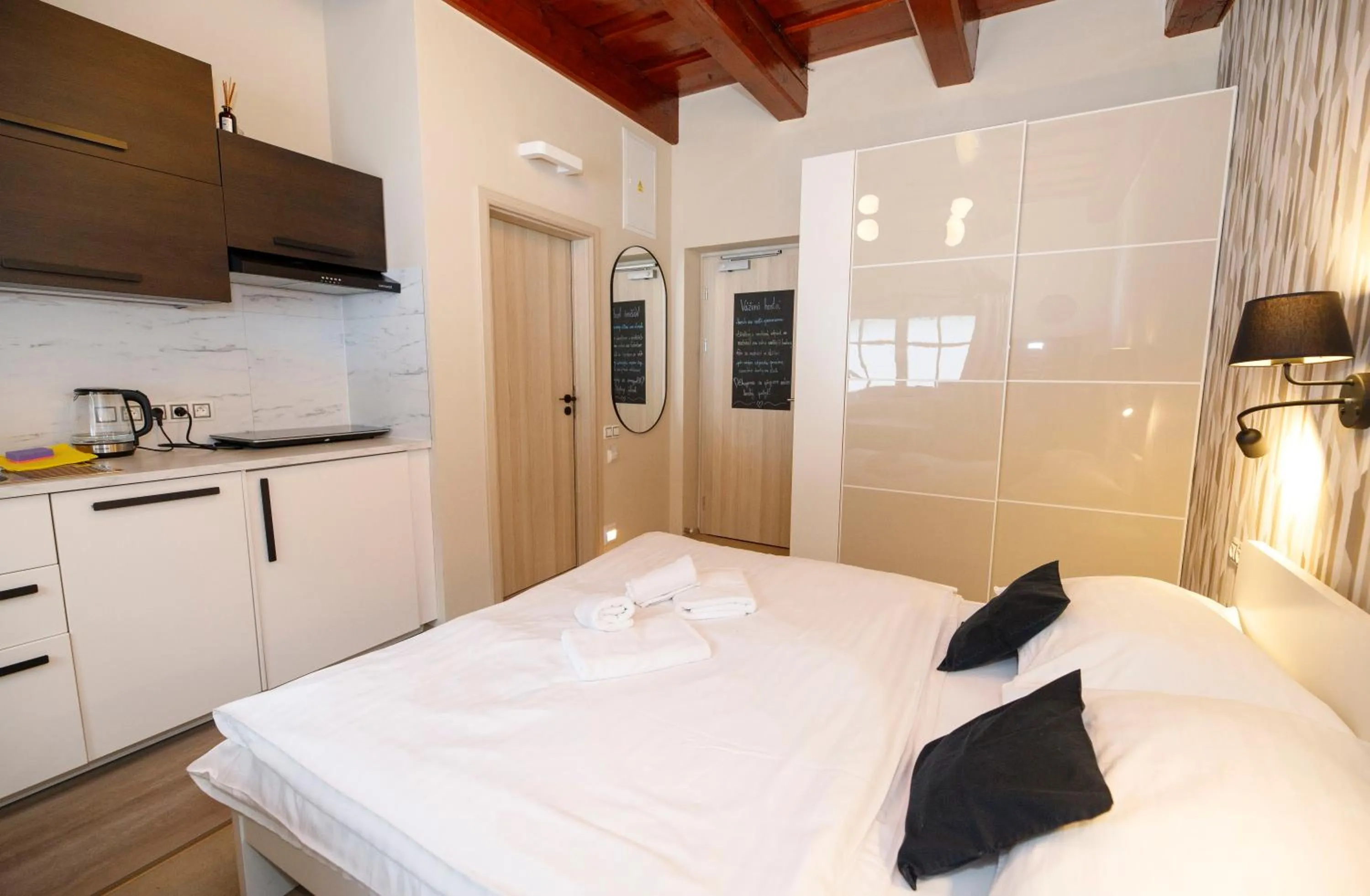 Bedroom, Bed in Aparthotel Panorama