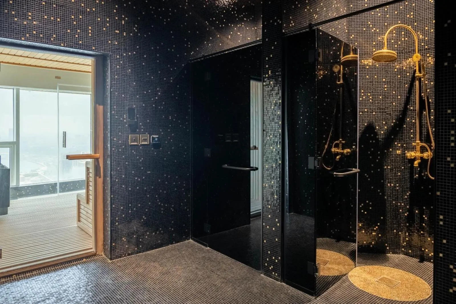 Shower in The Bentley Luxury Hotel & Suites