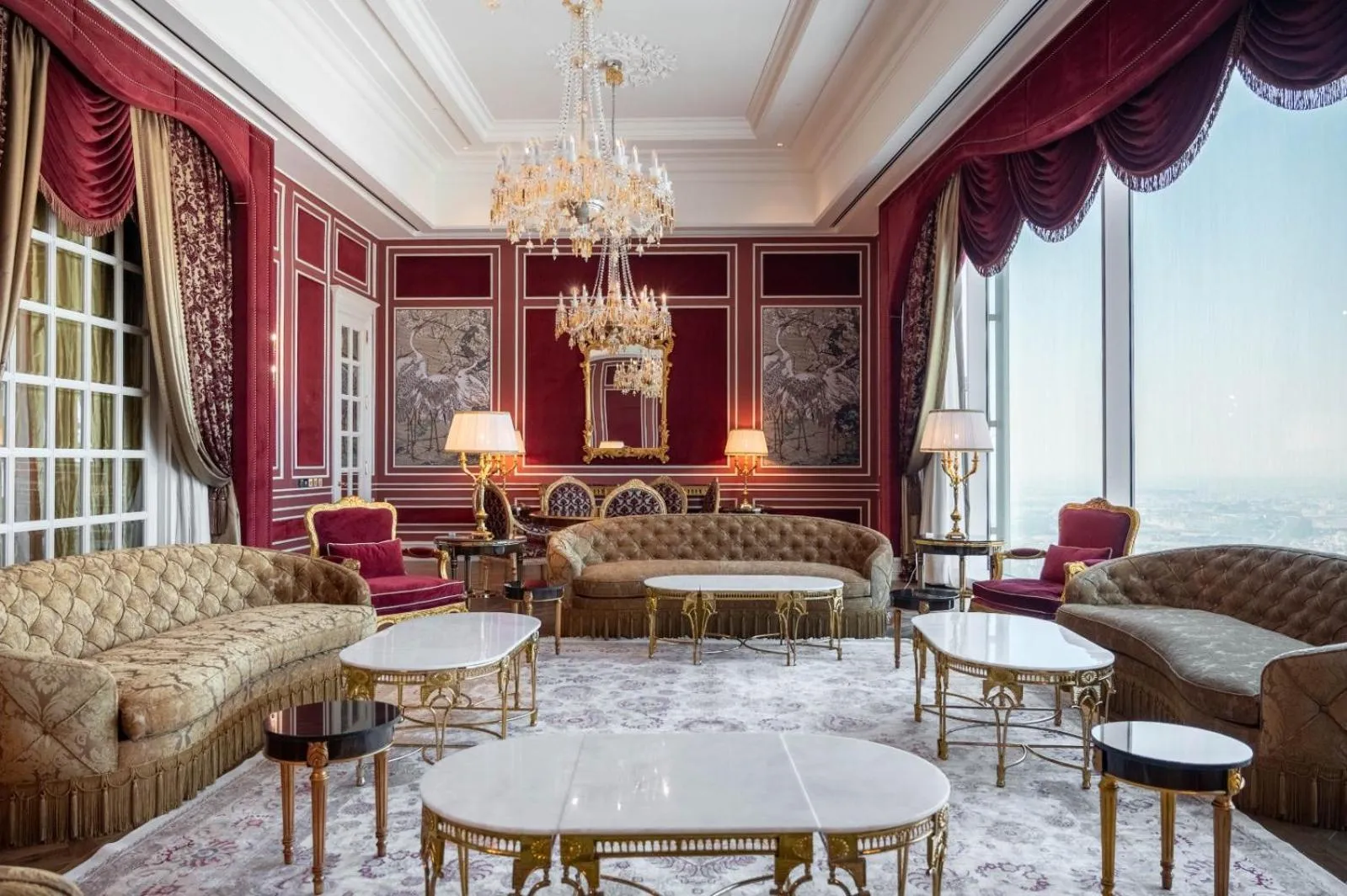 Seating area in The Bentley Luxury Hotel & Suites