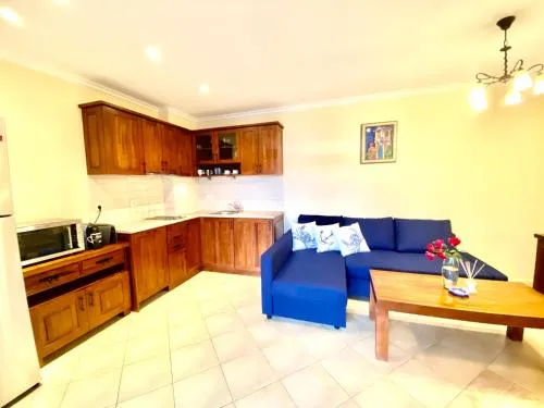 Santa Marina 2-bedroom apt. w/ Sea View + Terrace