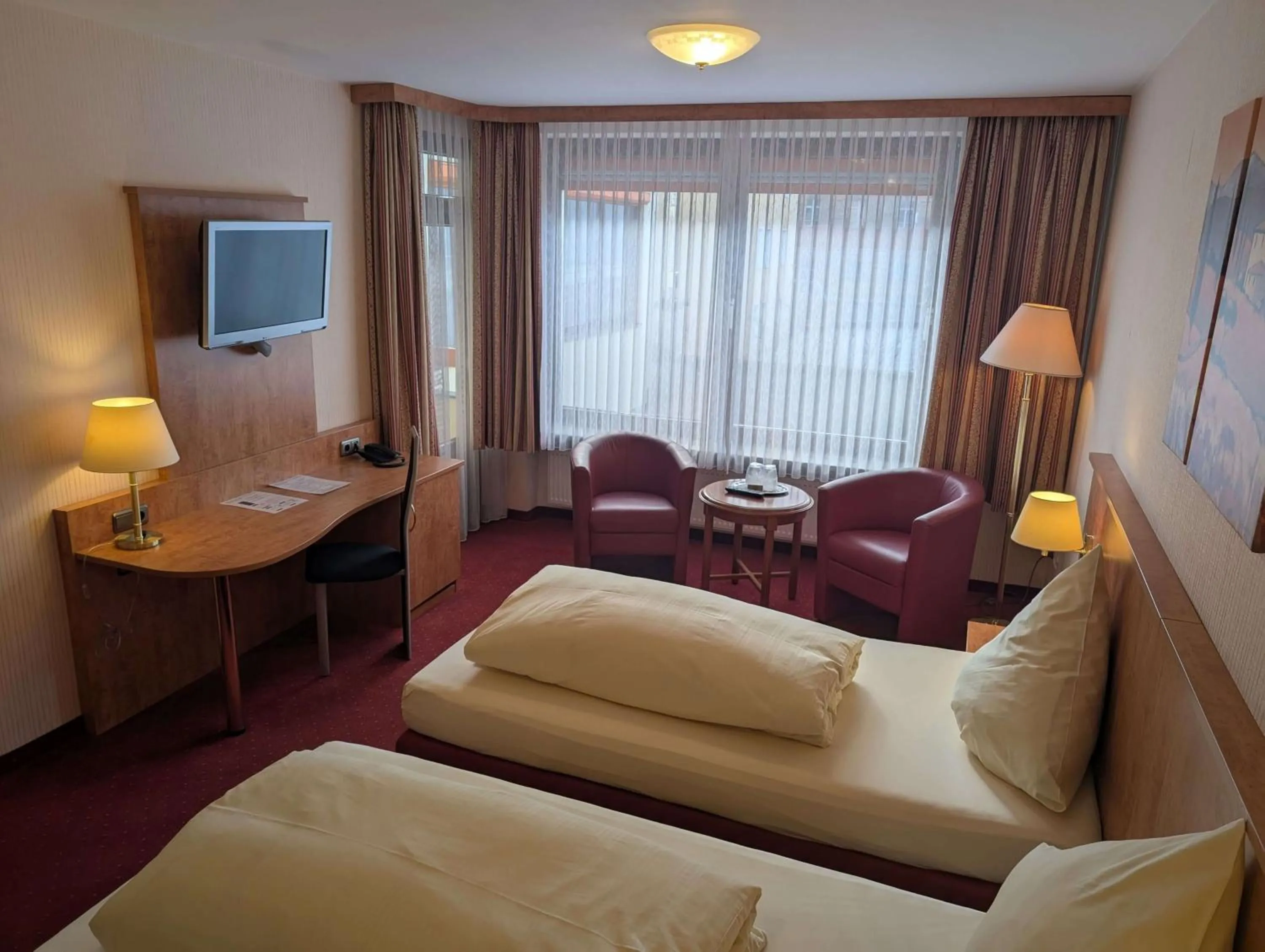 Bed in Stadthotel Augsburg