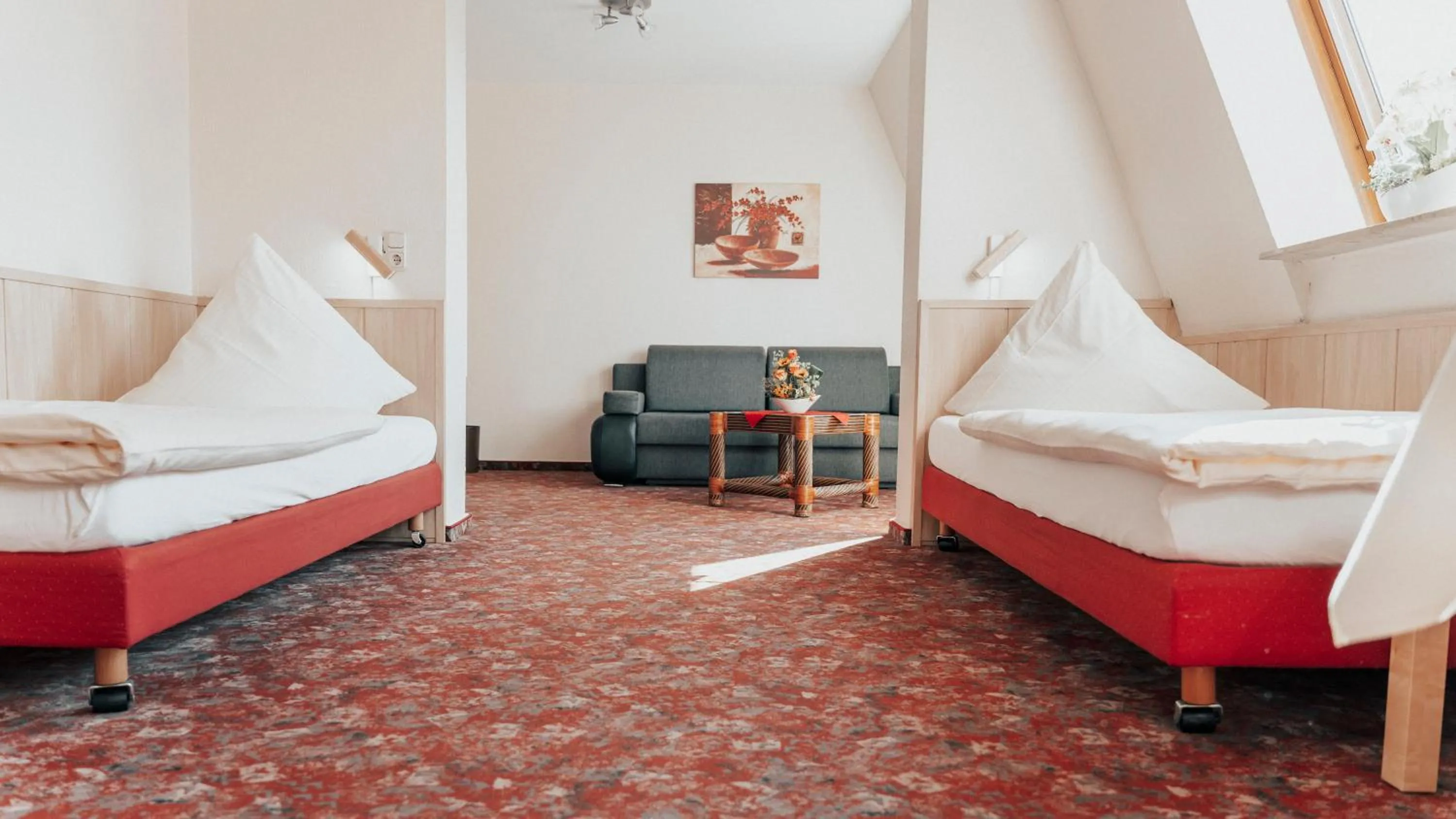 Photo of the whole room, Bed in Avantgarde Hotel