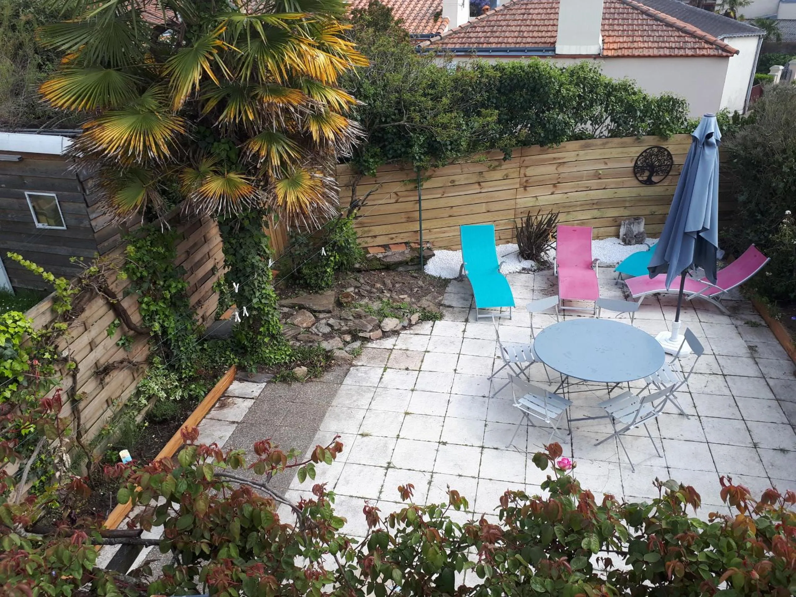 Property building in maison tartifume