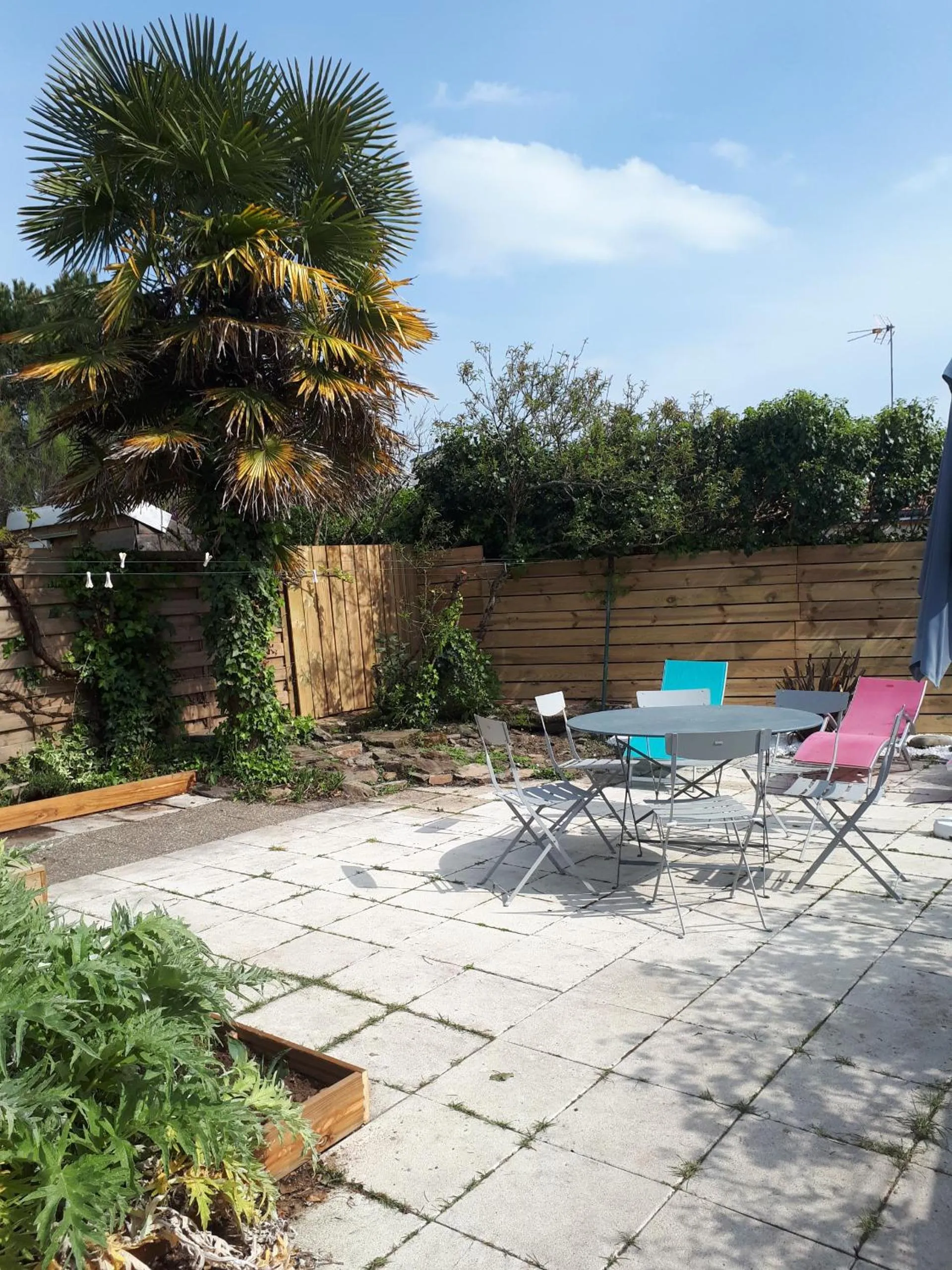 Property building in maison tartifume