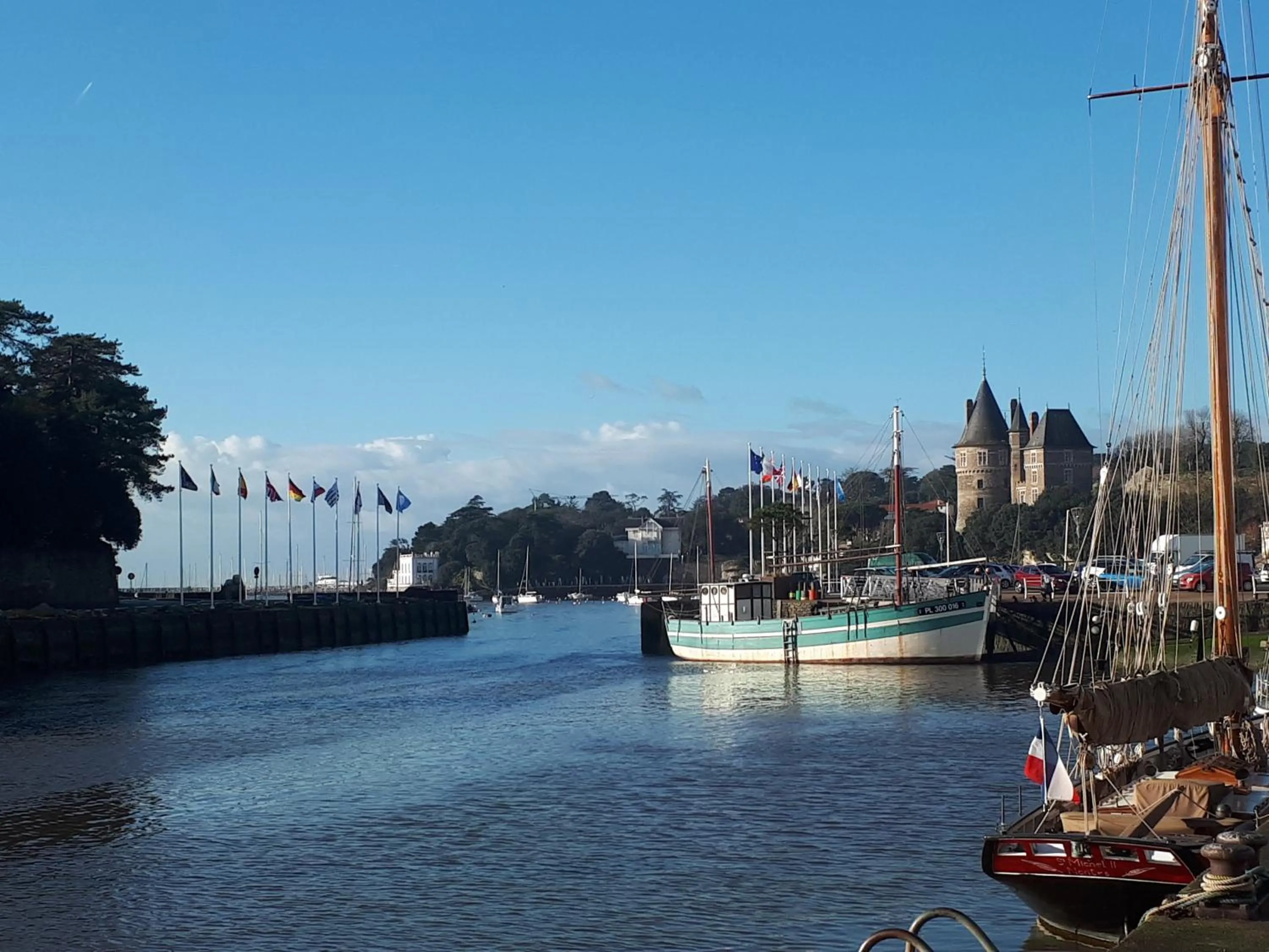 Nearby landmark in maison tartifume