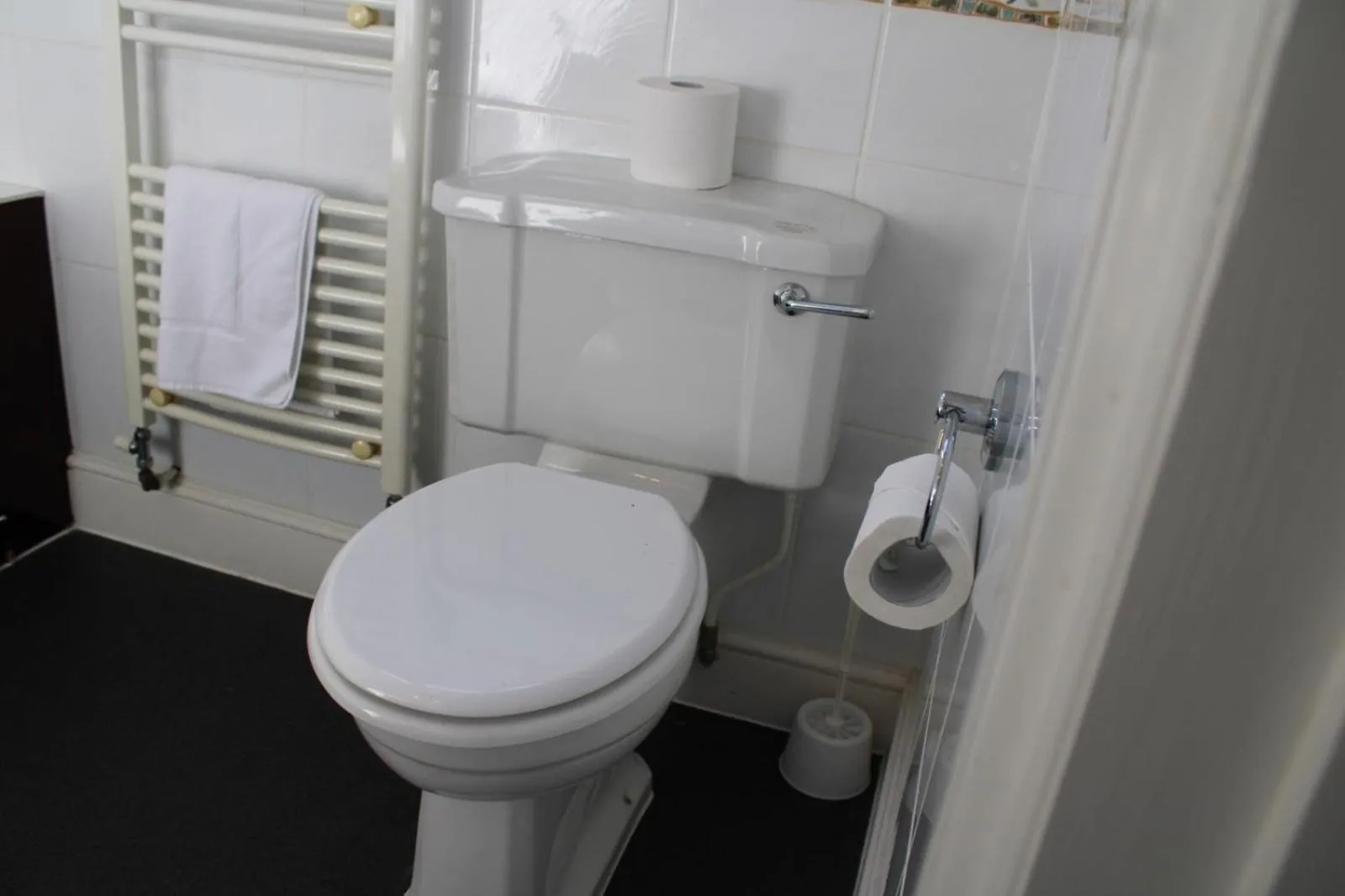 Bathroom in The Trooper Inn