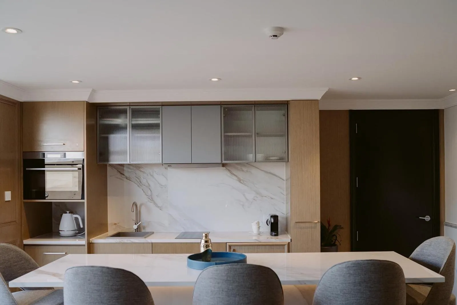 Kitchen or kitchenette in The Carlin Boutique Hotel