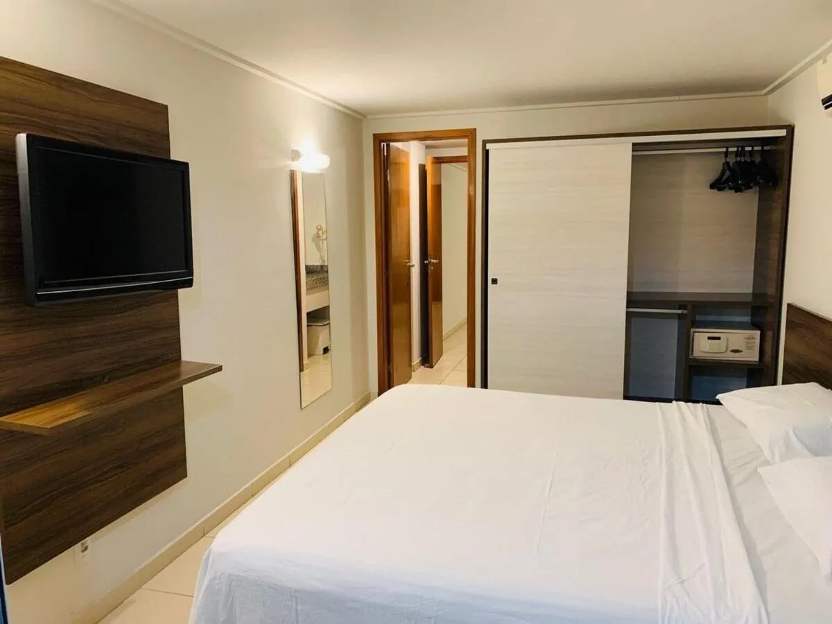 Photo of the whole room, Bed in AX Blue Suítes