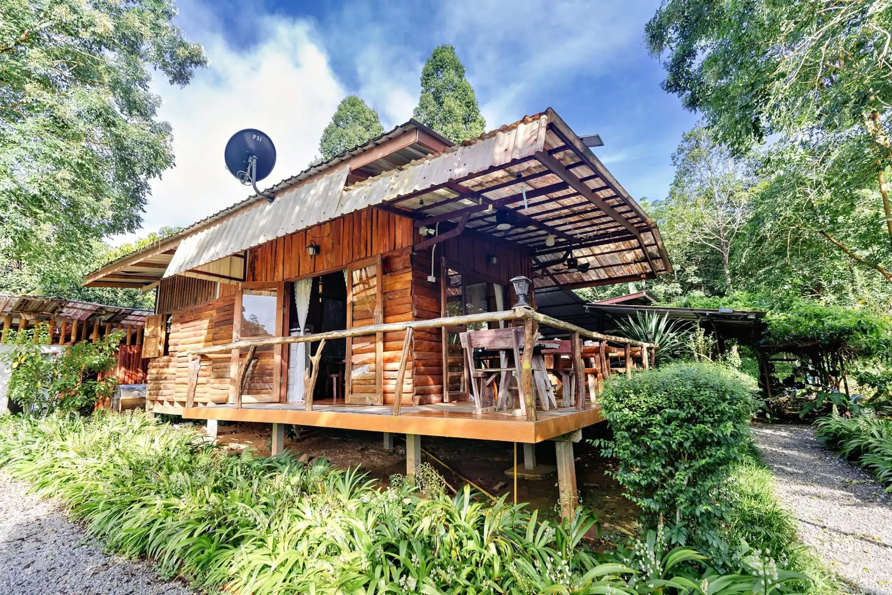 Restaurant/places to eat in Bansuanphutarn Restaurant/places to eat in Bansuanphutarn