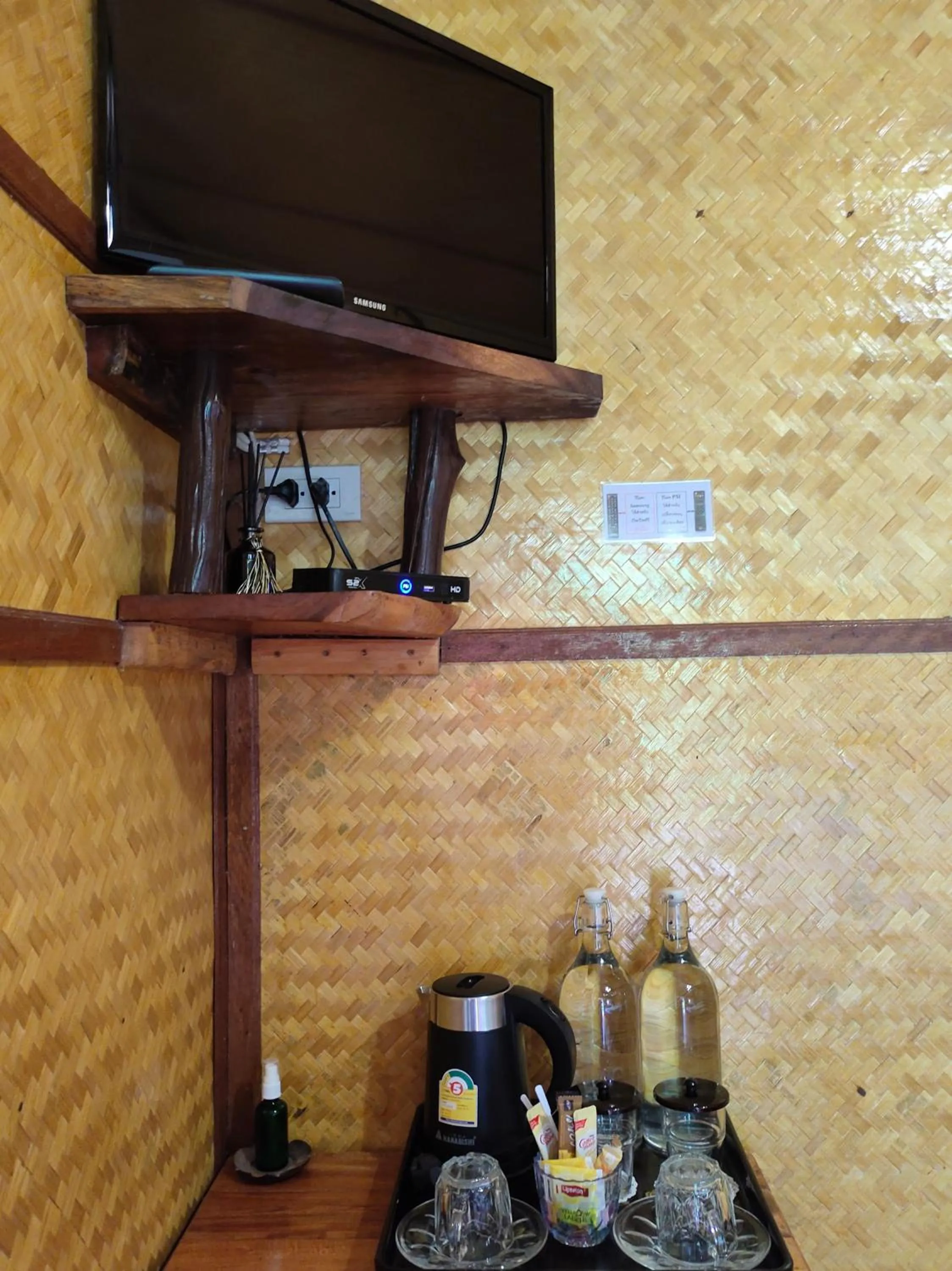 Photo of the whole room in Bansuanphutarn