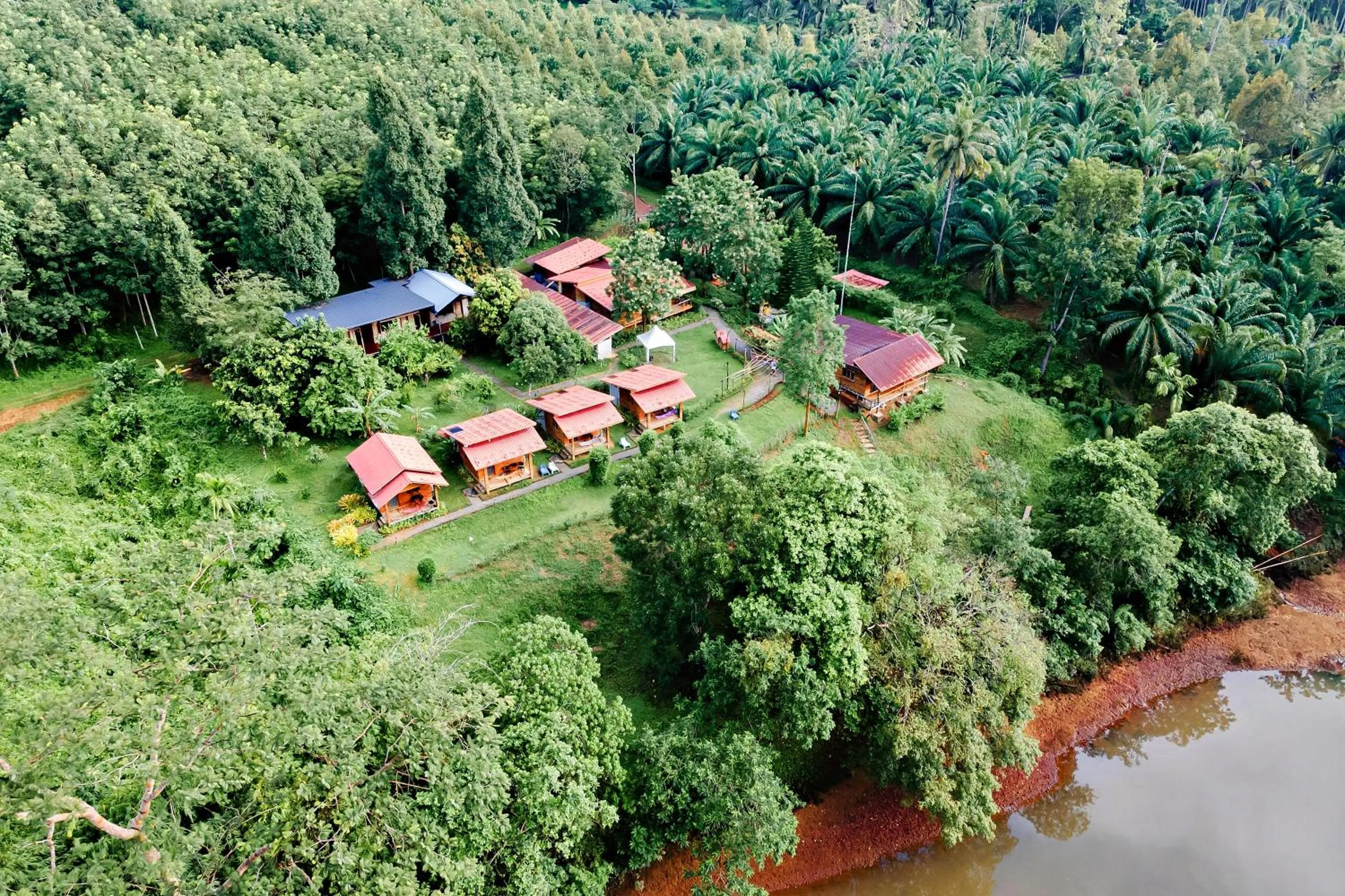 Area and facilities in Bansuanphutarn