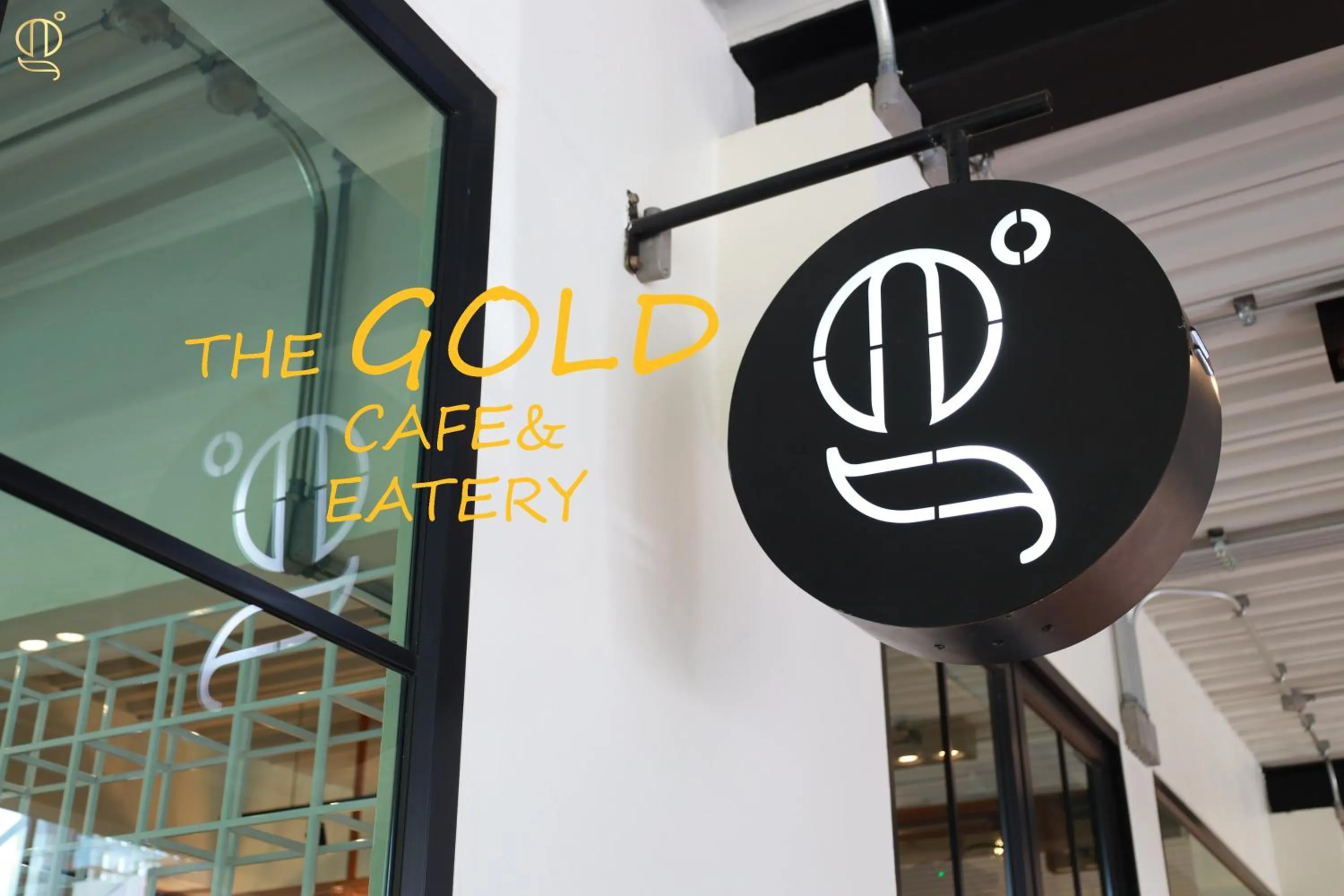 Restaurant/places to eat in The Gold Living Life