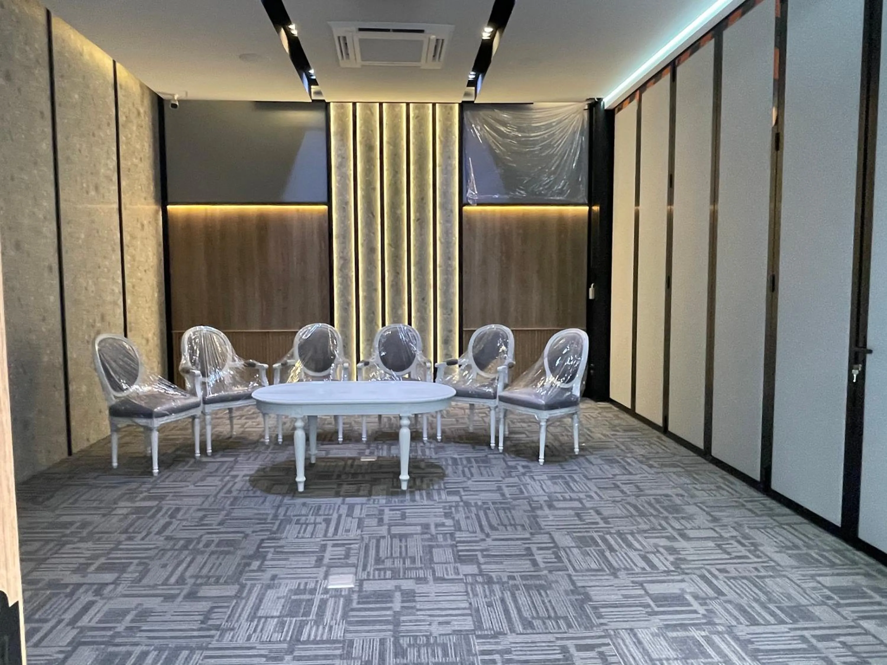 Meeting/conference room in The Gold Living Life