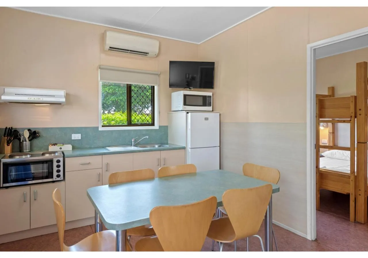 Dining area in Discovery Parks - Ayr