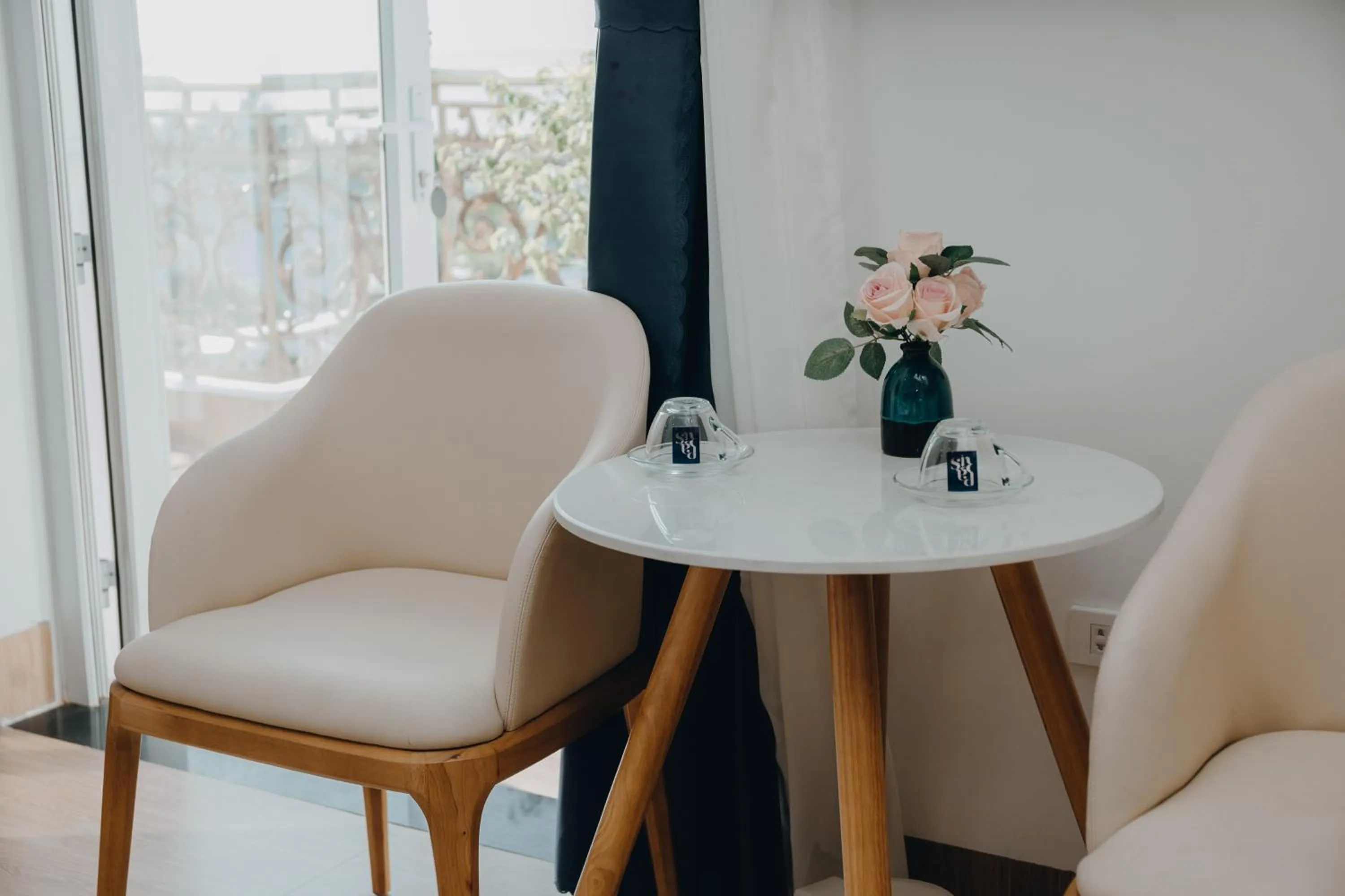 Seating area in Paris Hotel Bình Thuận