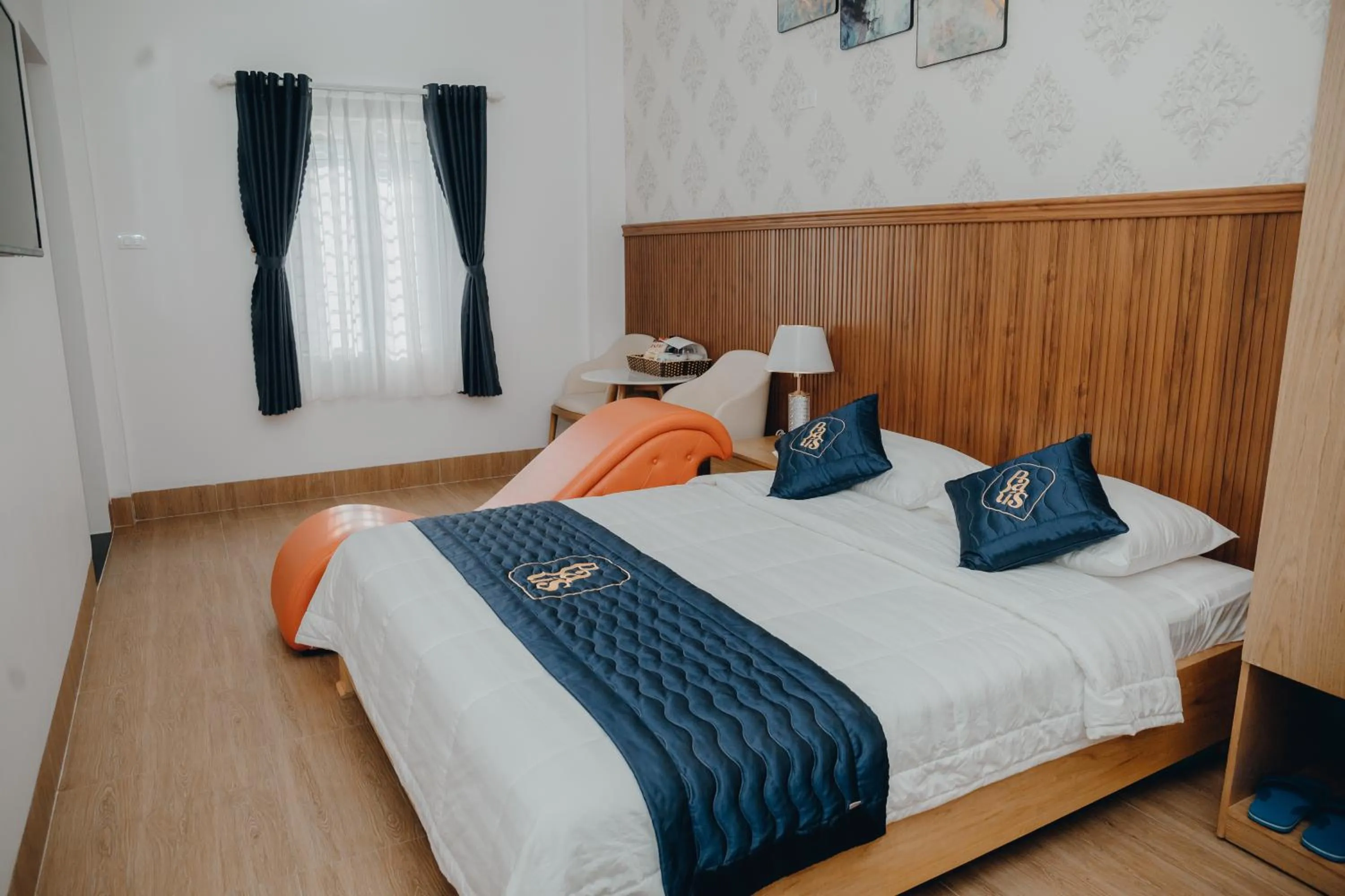 Bed in Paris Hotel Bình Thuận