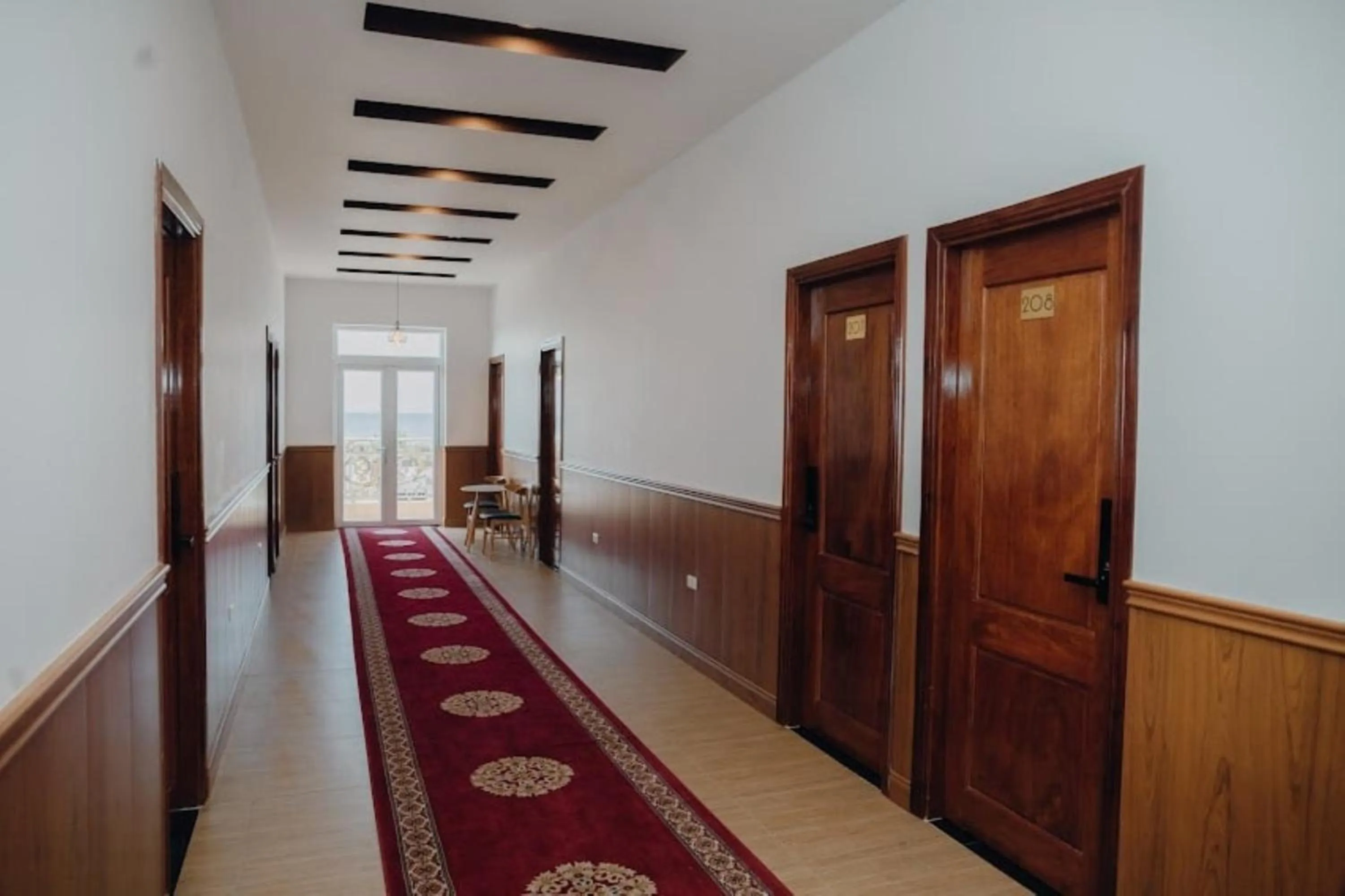 Property building in Paris Hotel Bình Thuận