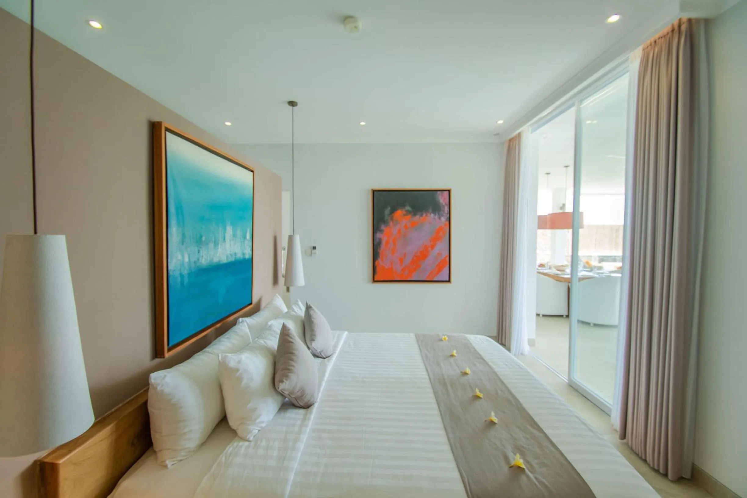 Bed in Deep Blue Villa Bali