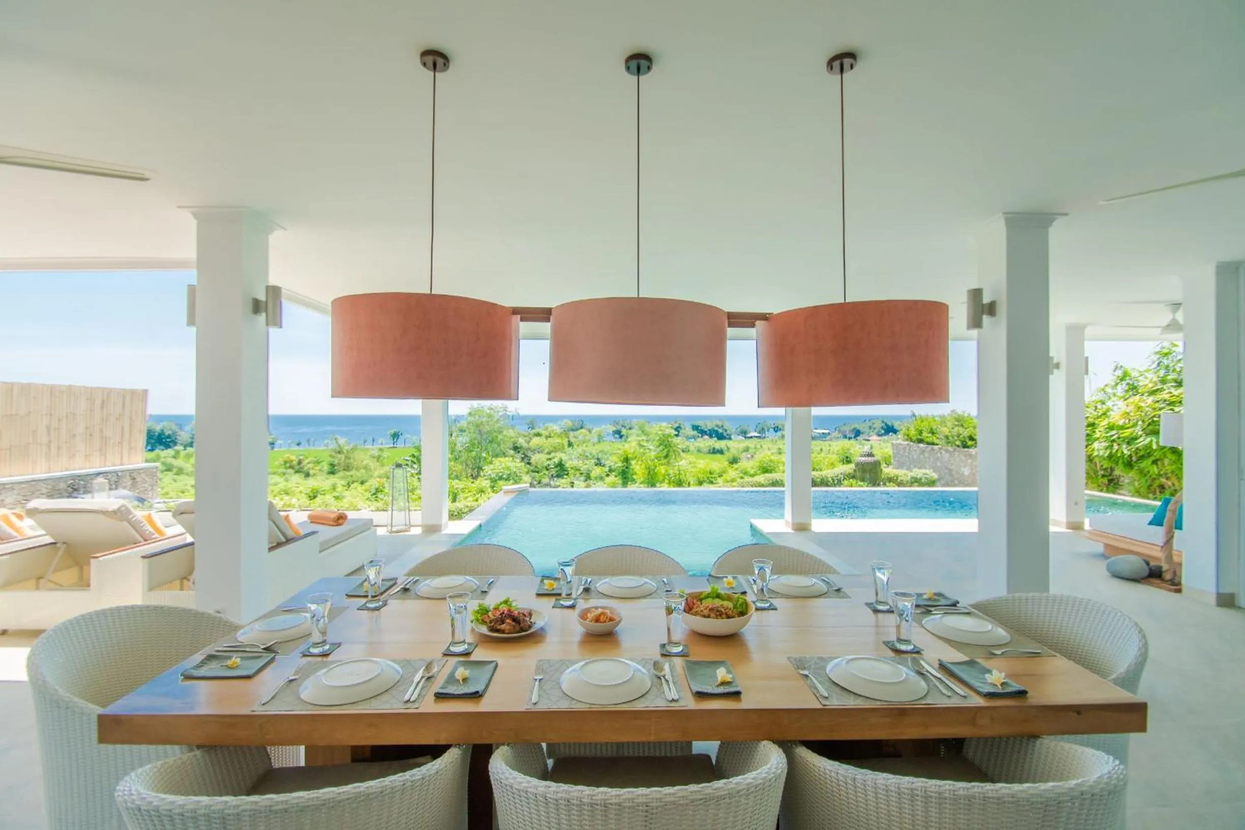 Food and drinks in Deep Blue Villa Bali