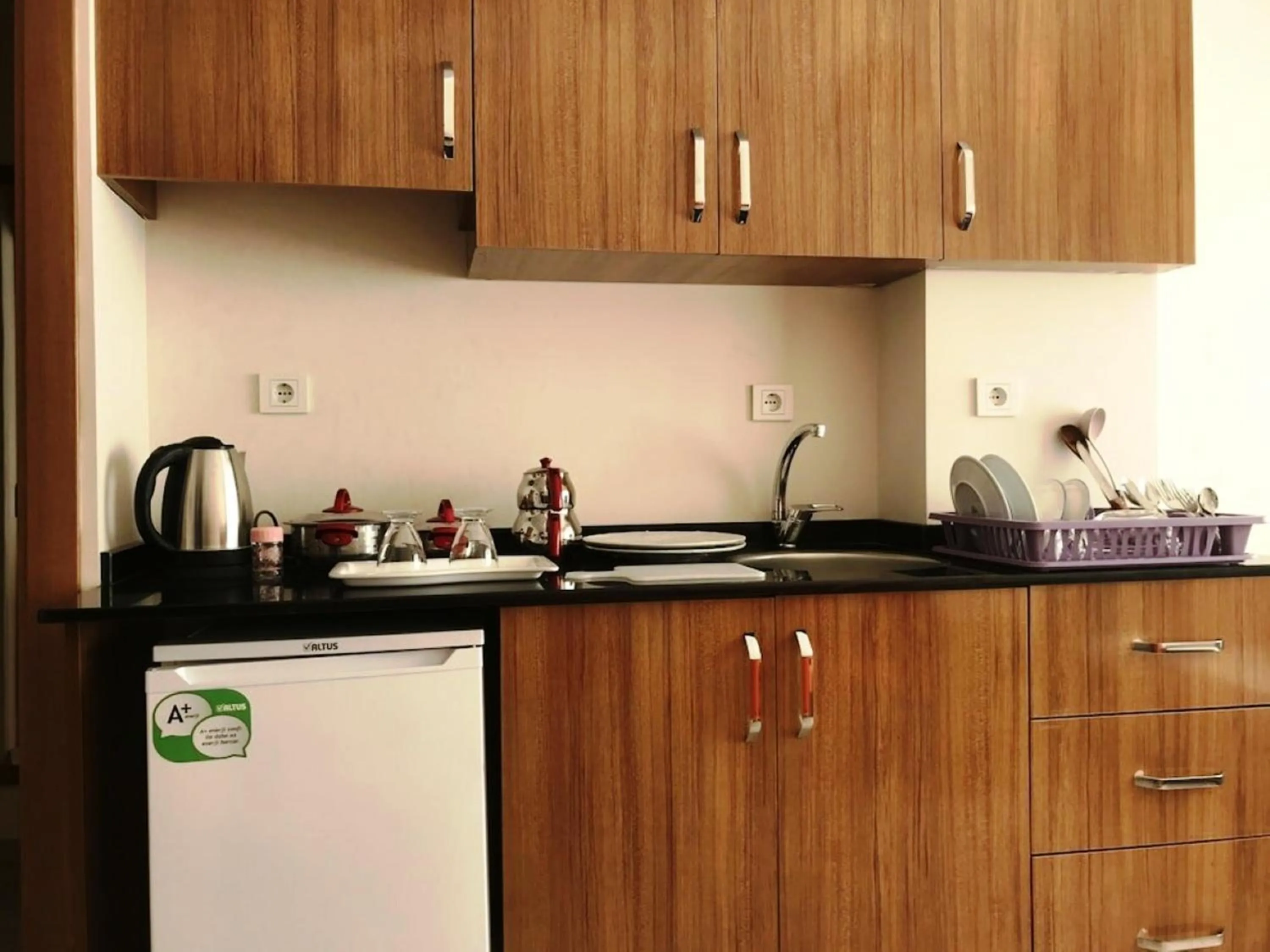 kitchen in Christina Apart Otel