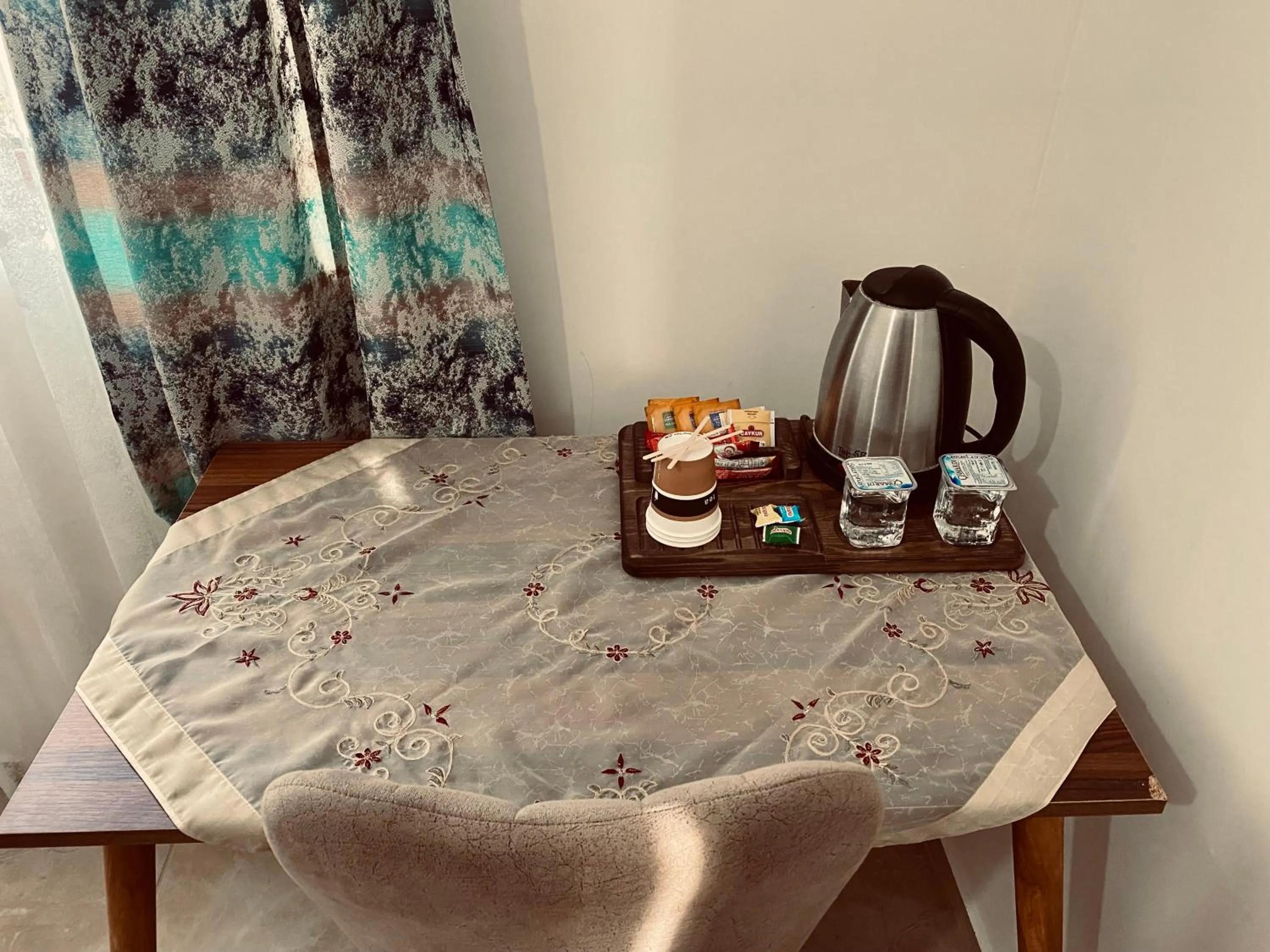 Coffee/tea facilities in Aysultan Stone House