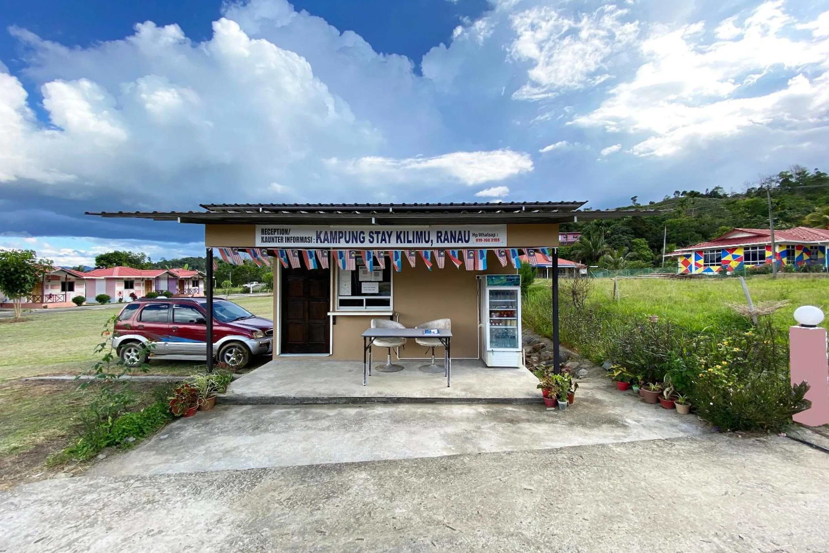Lobby or reception in Hotel O Kampung Stay Kilimu