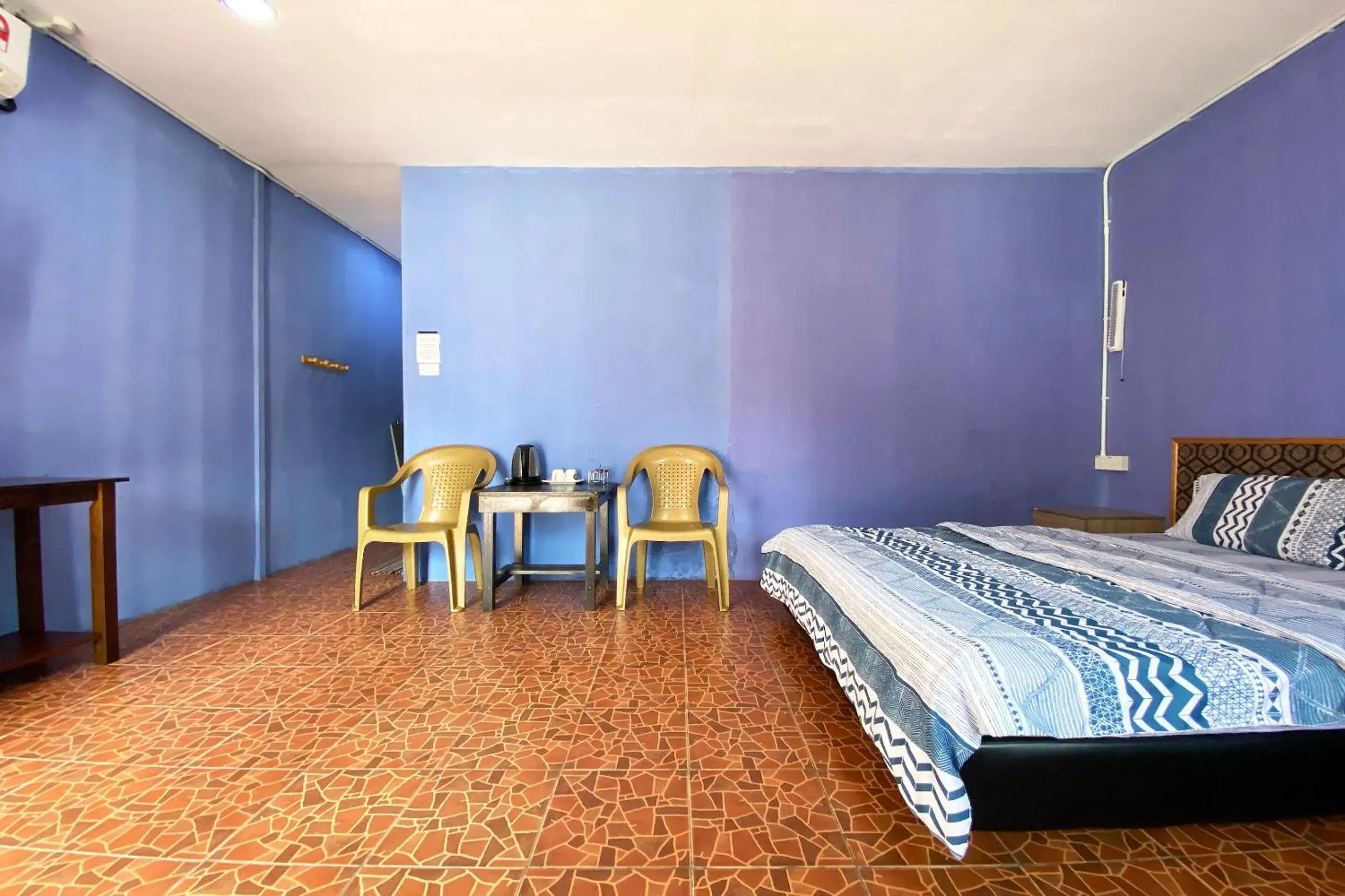 Bedroom, Bed in Hotel O Kampung Stay Kilimu Bedroom, Bed in Hotel O Kampung Stay Kilimu