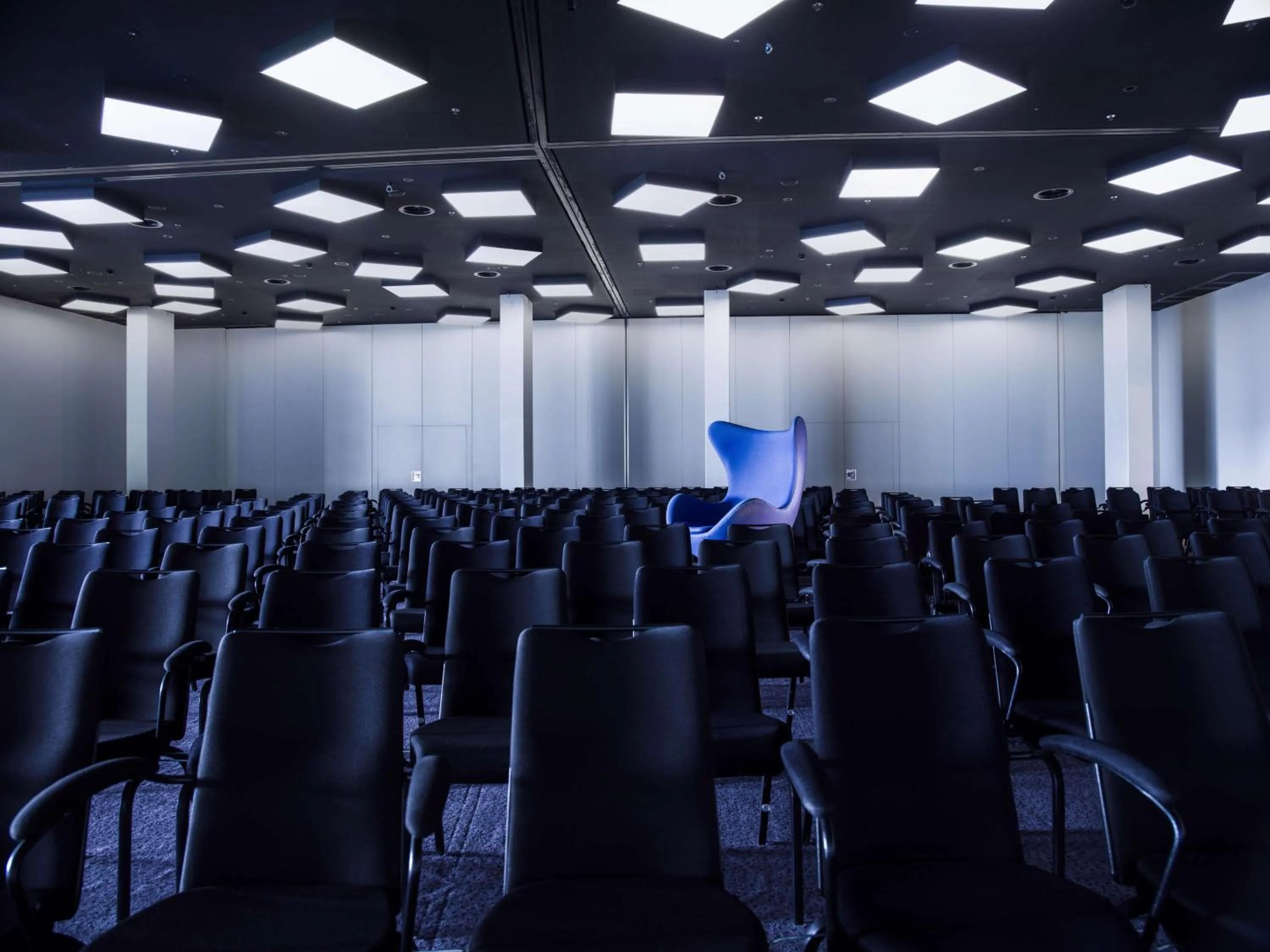 Meeting/conference room in Radisson Blu Hotel Zurich Airport